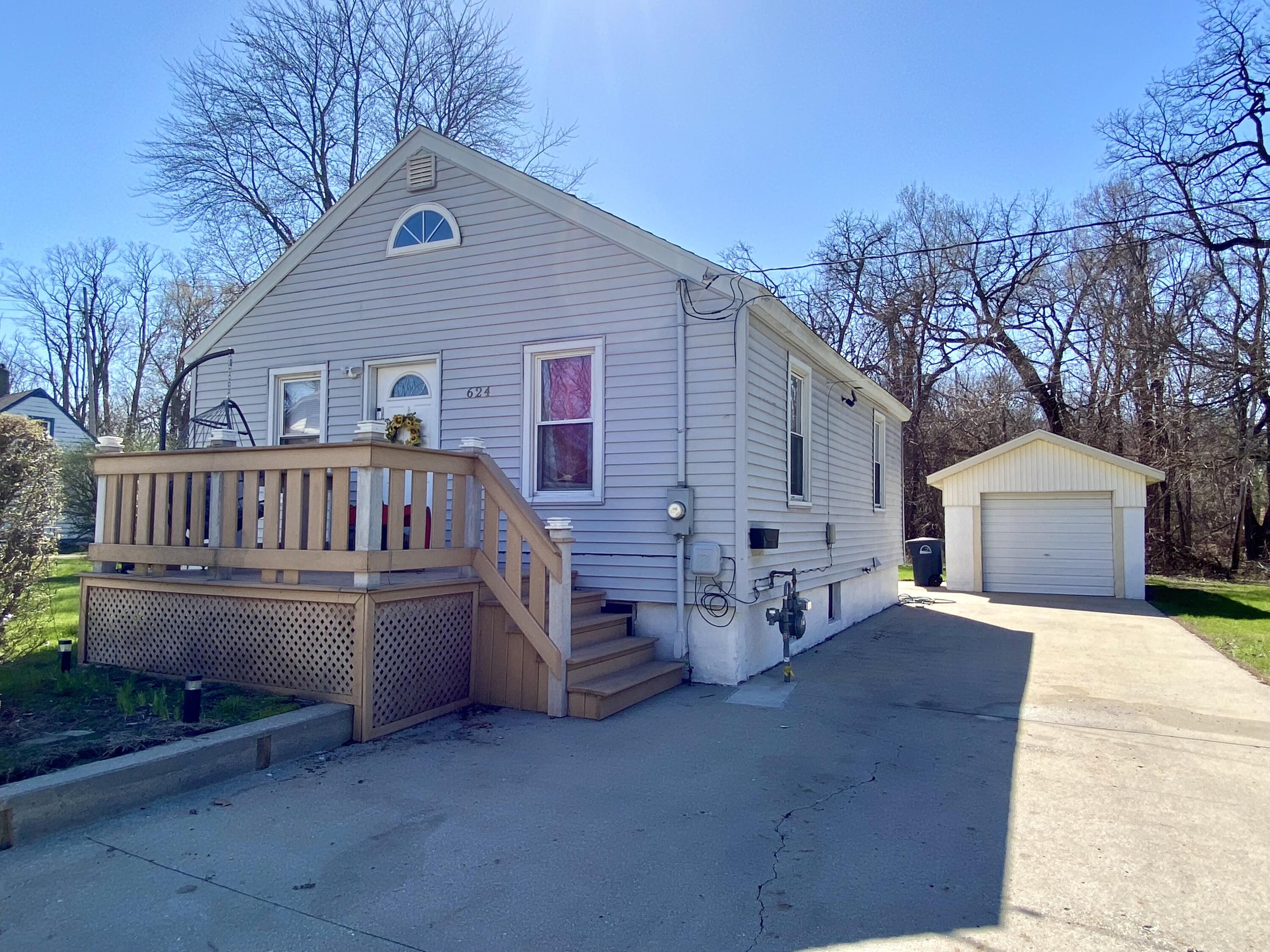 624 Pleasant Avenue