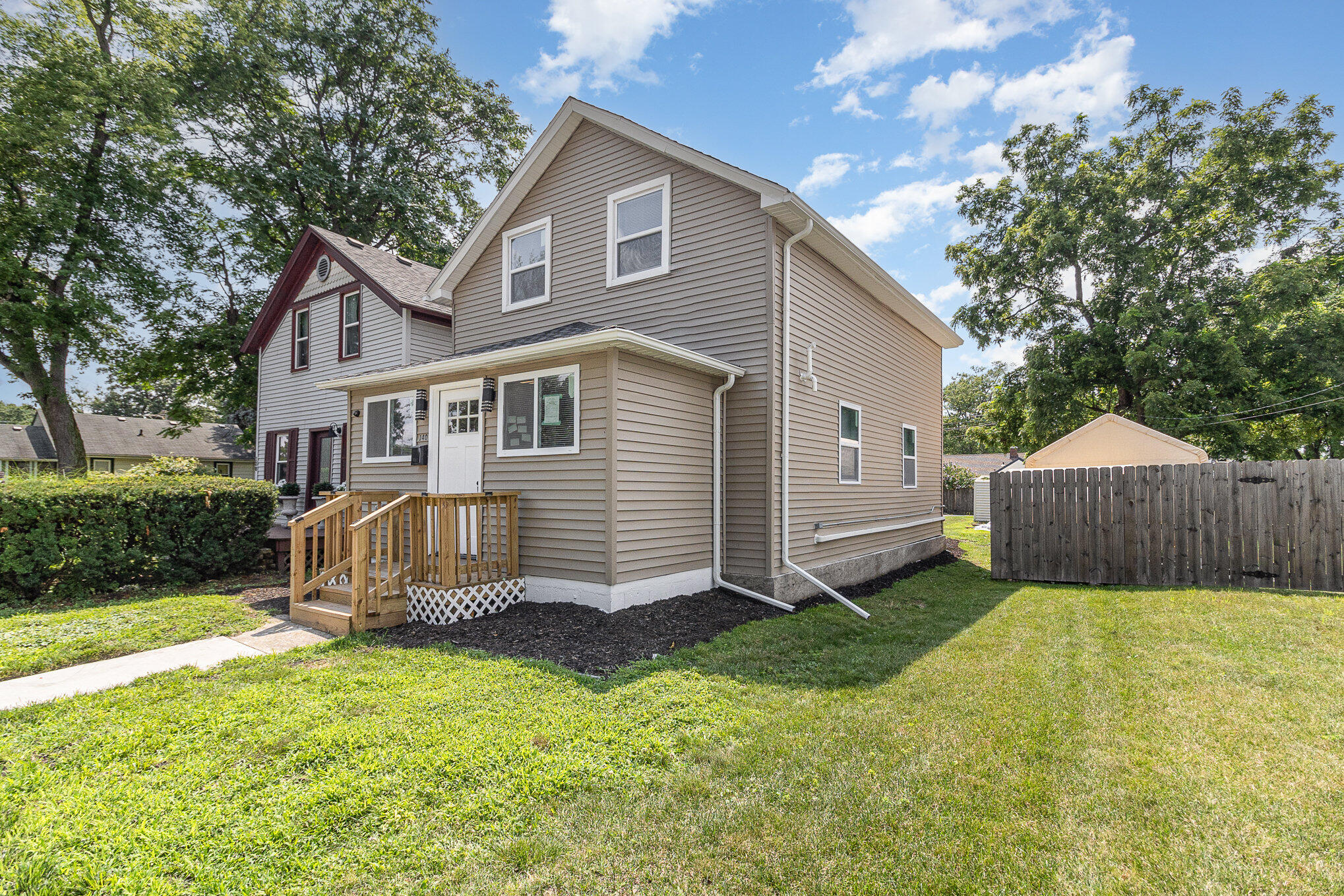 140 N Lindberg Street