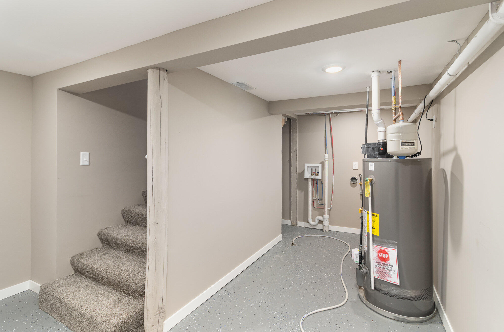 140 N Lindberg Street