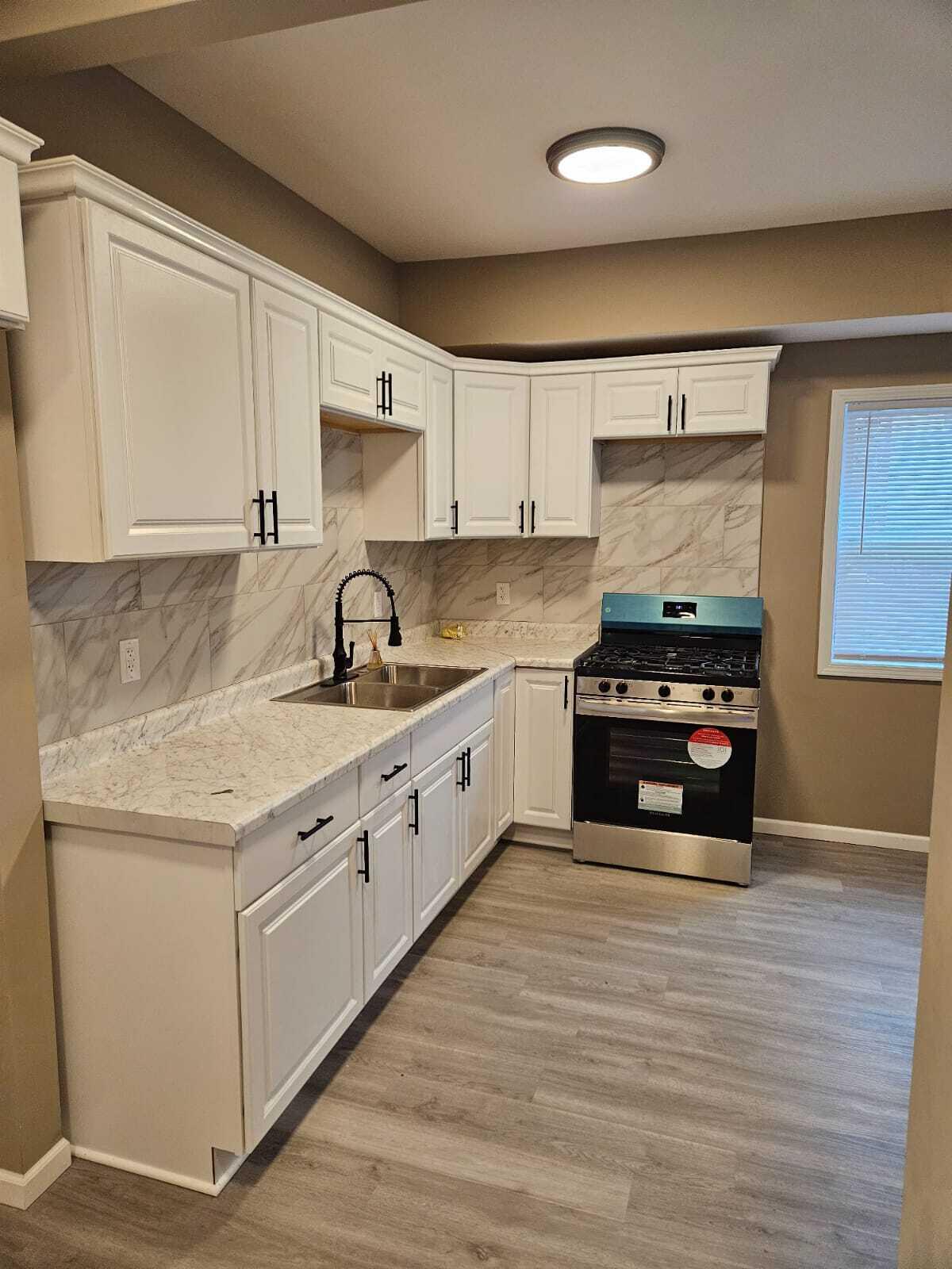 140 N Lindberg Street