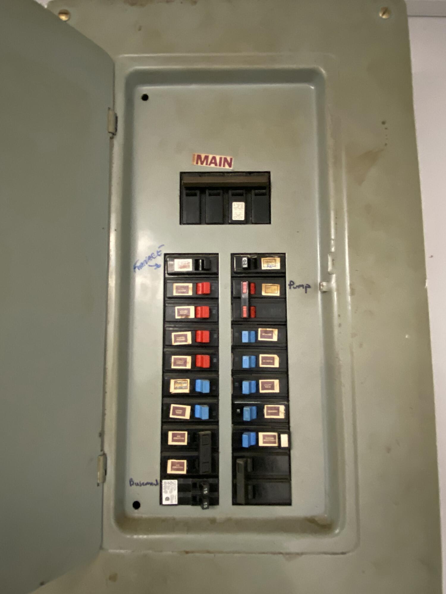 726 N 400 E