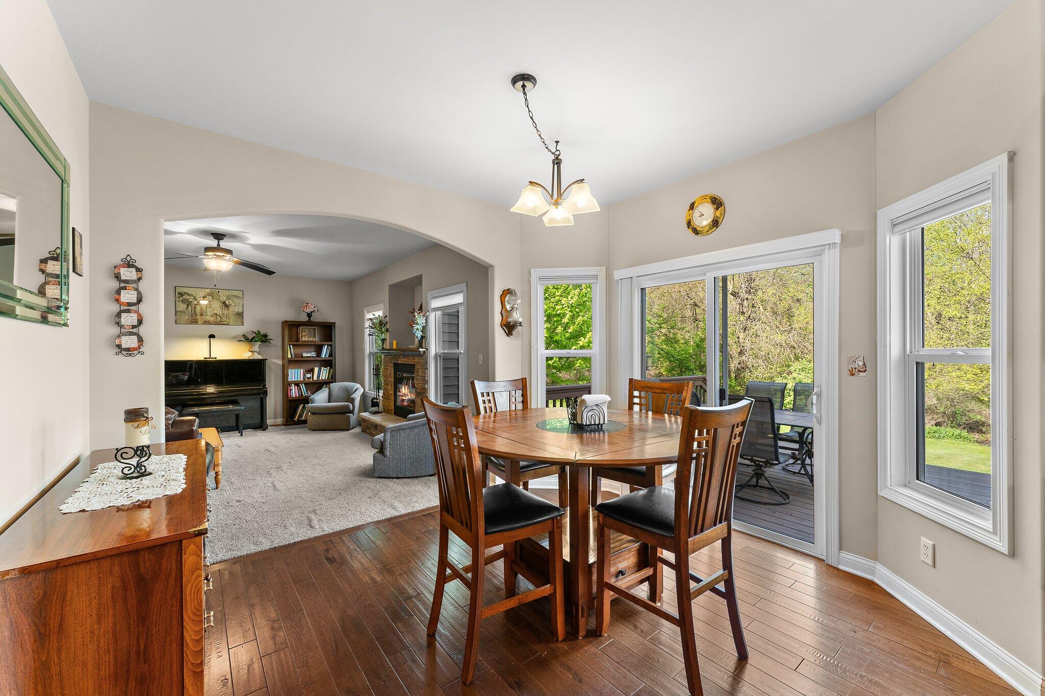 832 E Shakespeare Drive