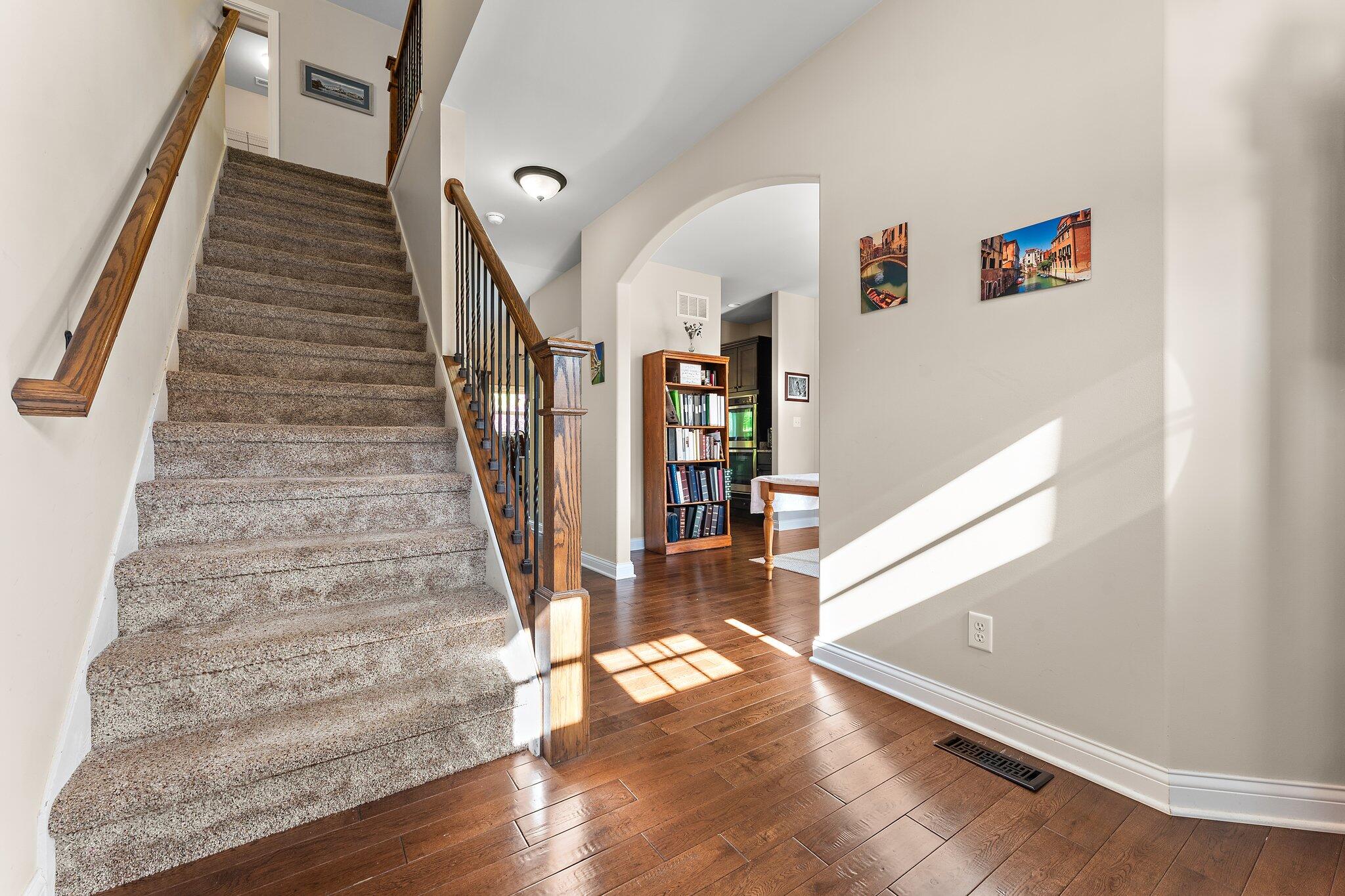 832 E Shakespeare Drive