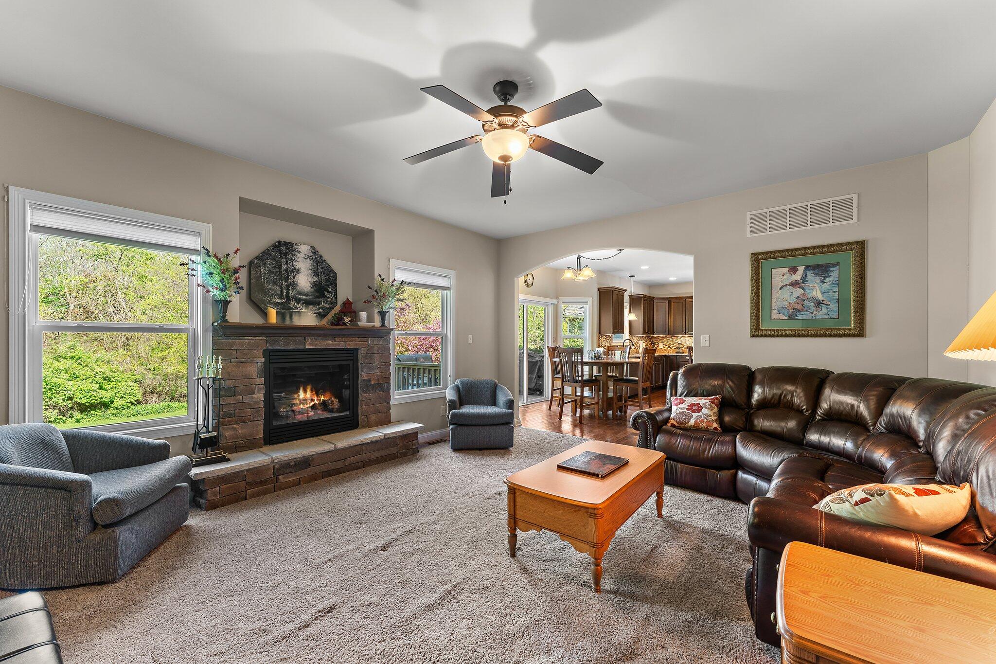 832 E Shakespeare Drive