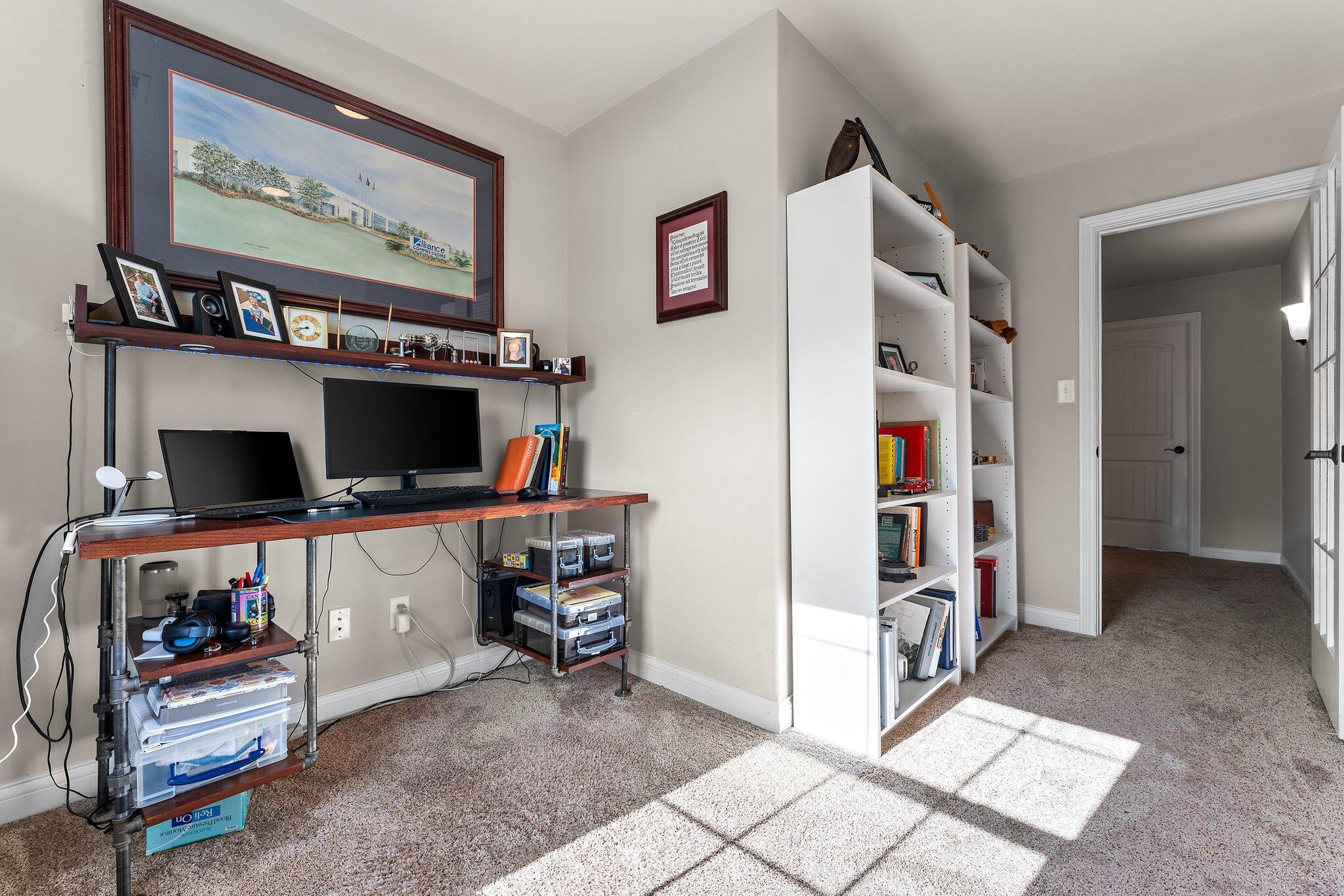 832 E Shakespeare Drive