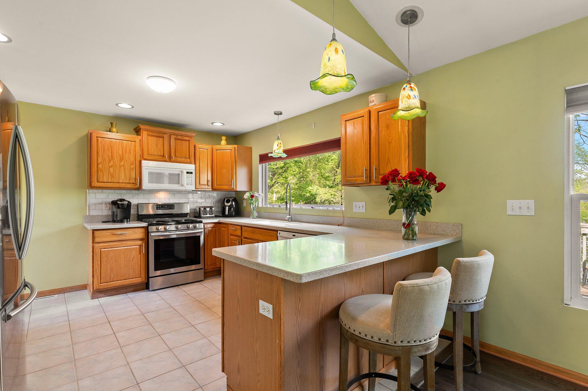 378 Lake Vista Court