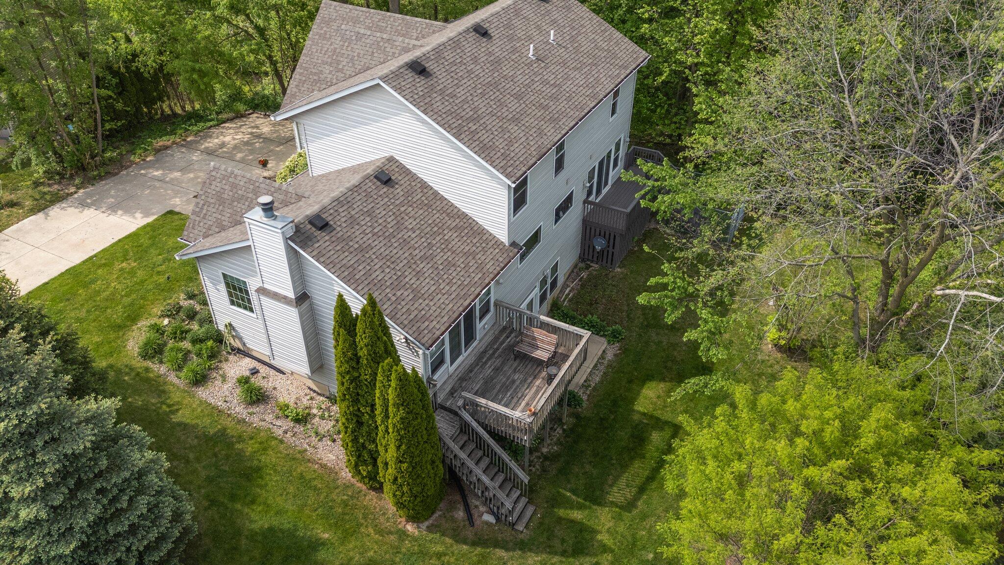 378 Lake Vista Court