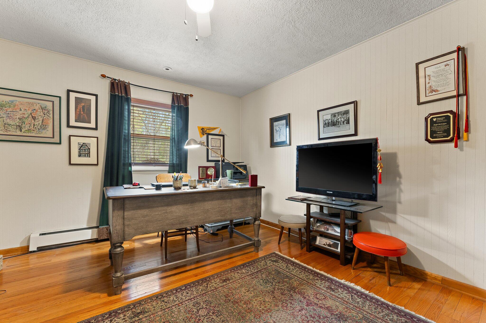 1854 Woodridge Circle