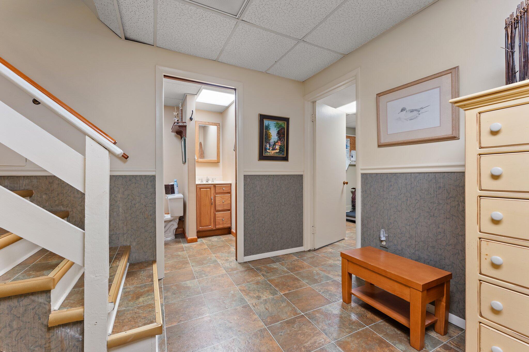 1854 Woodridge Circle