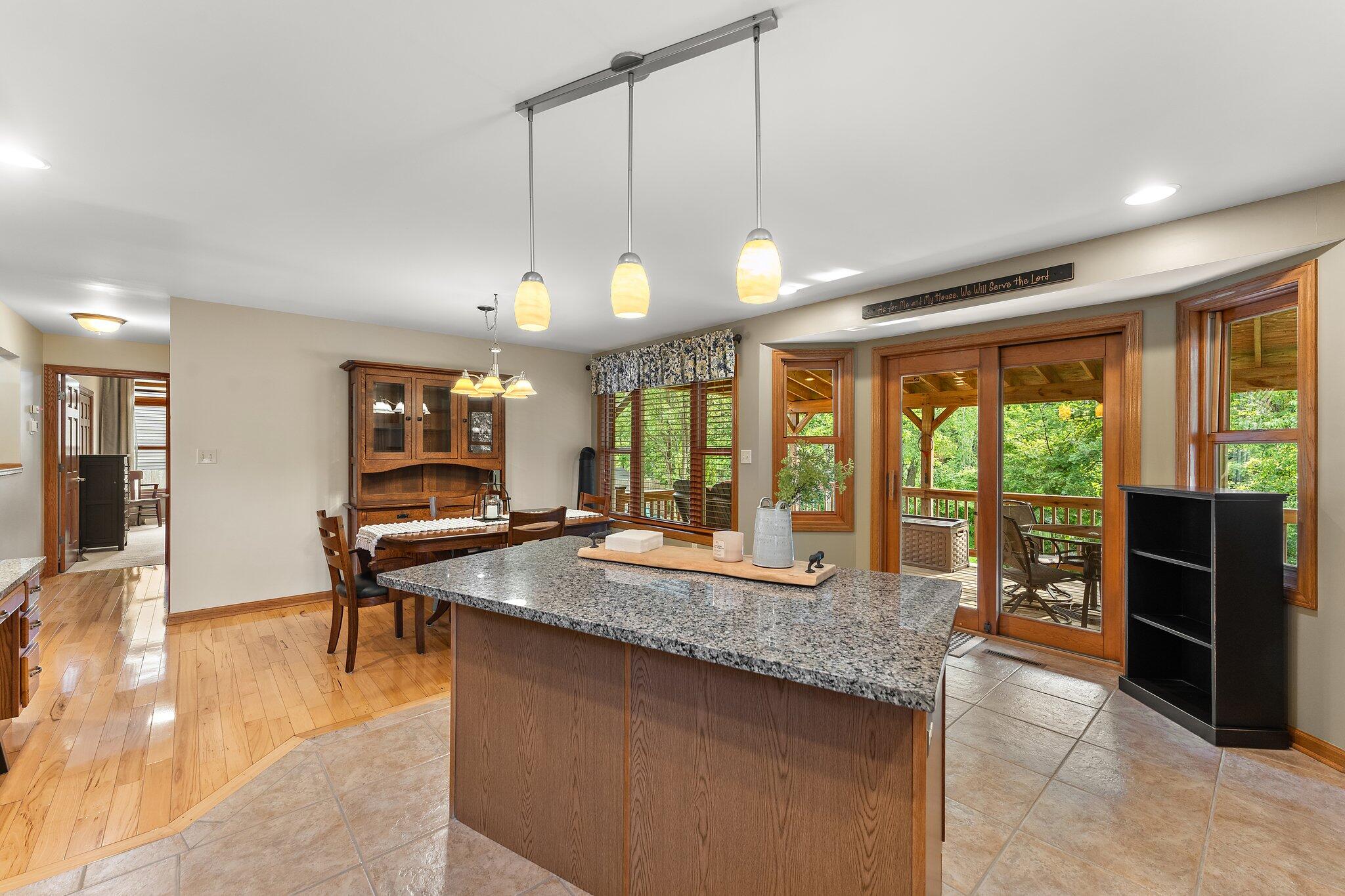 12816 Marsh Landing Pkwy