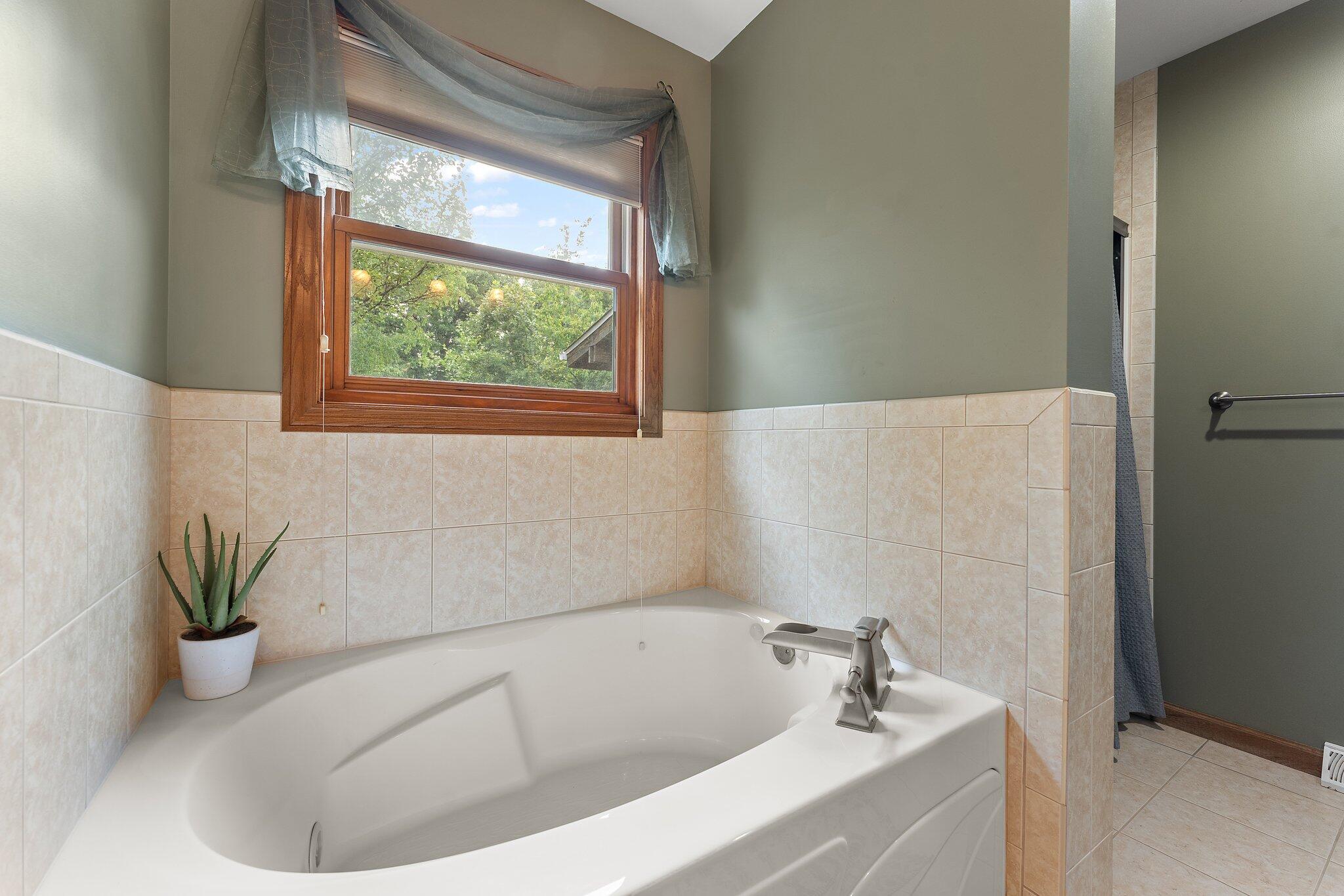 12816 Marsh Landing Pkwy