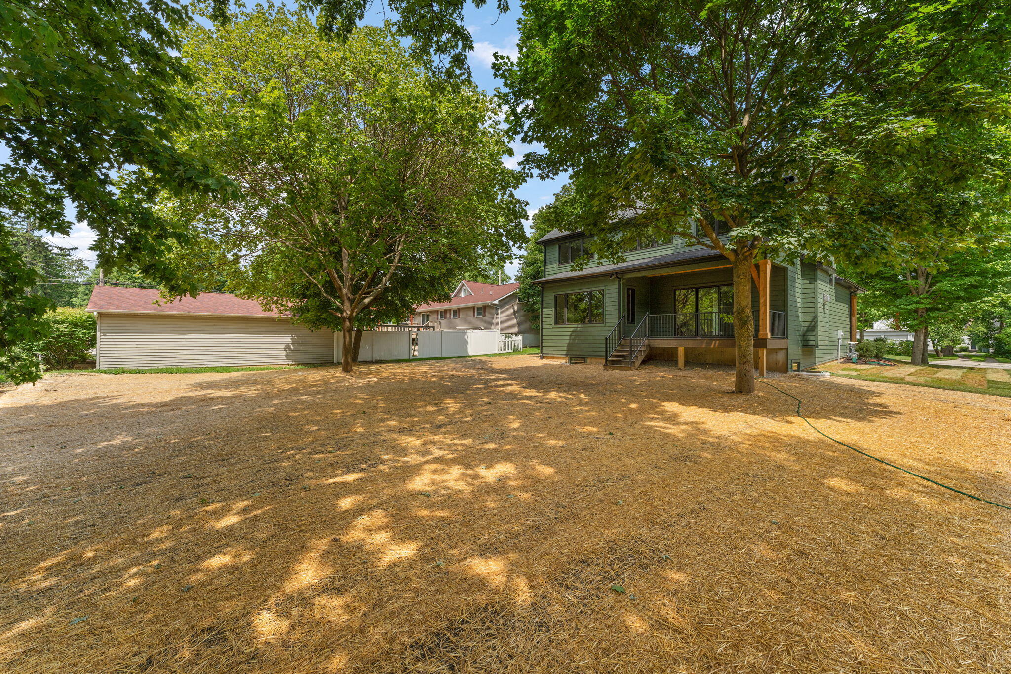 605 Academy Street