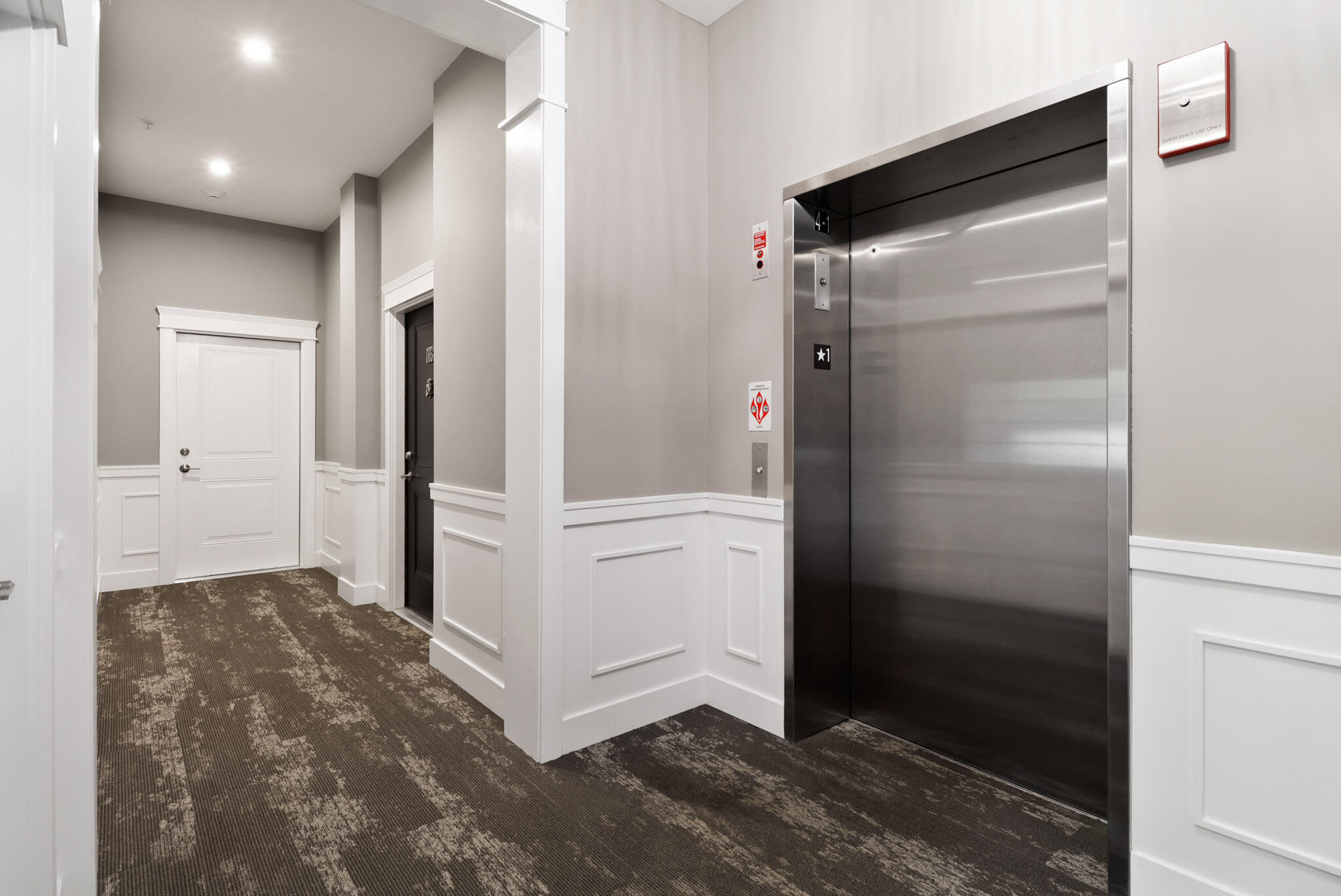 208 N Campbell Street Unit: #202