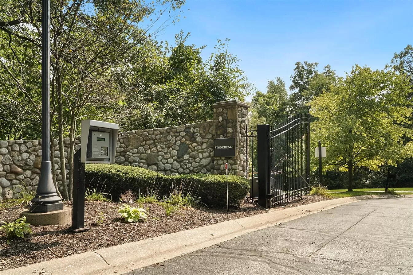 5402 Garden Gateway Road