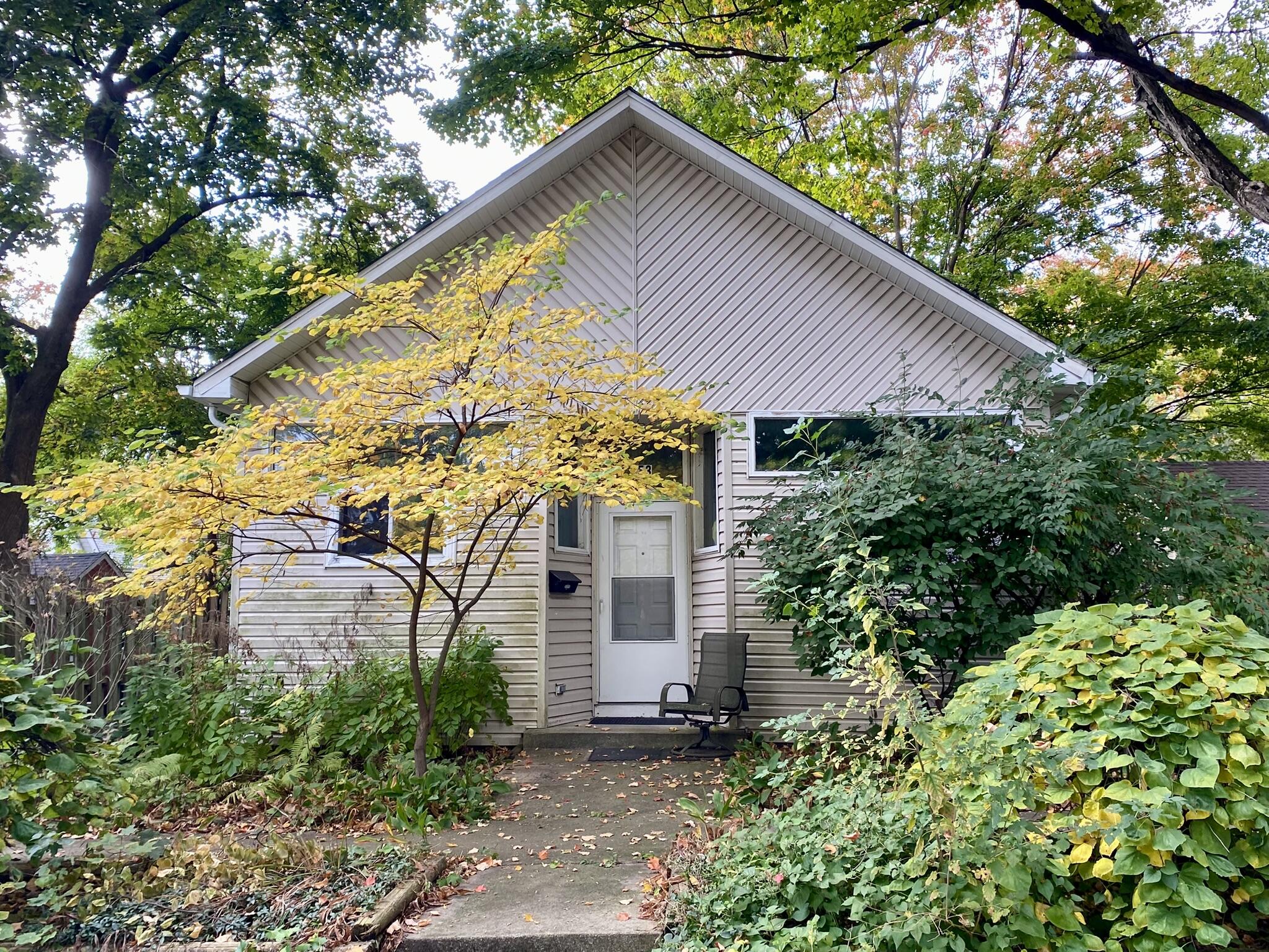 253 Haas Street