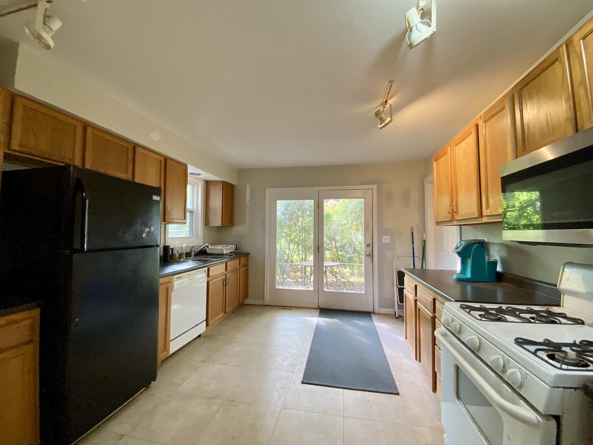 253 Haas Street