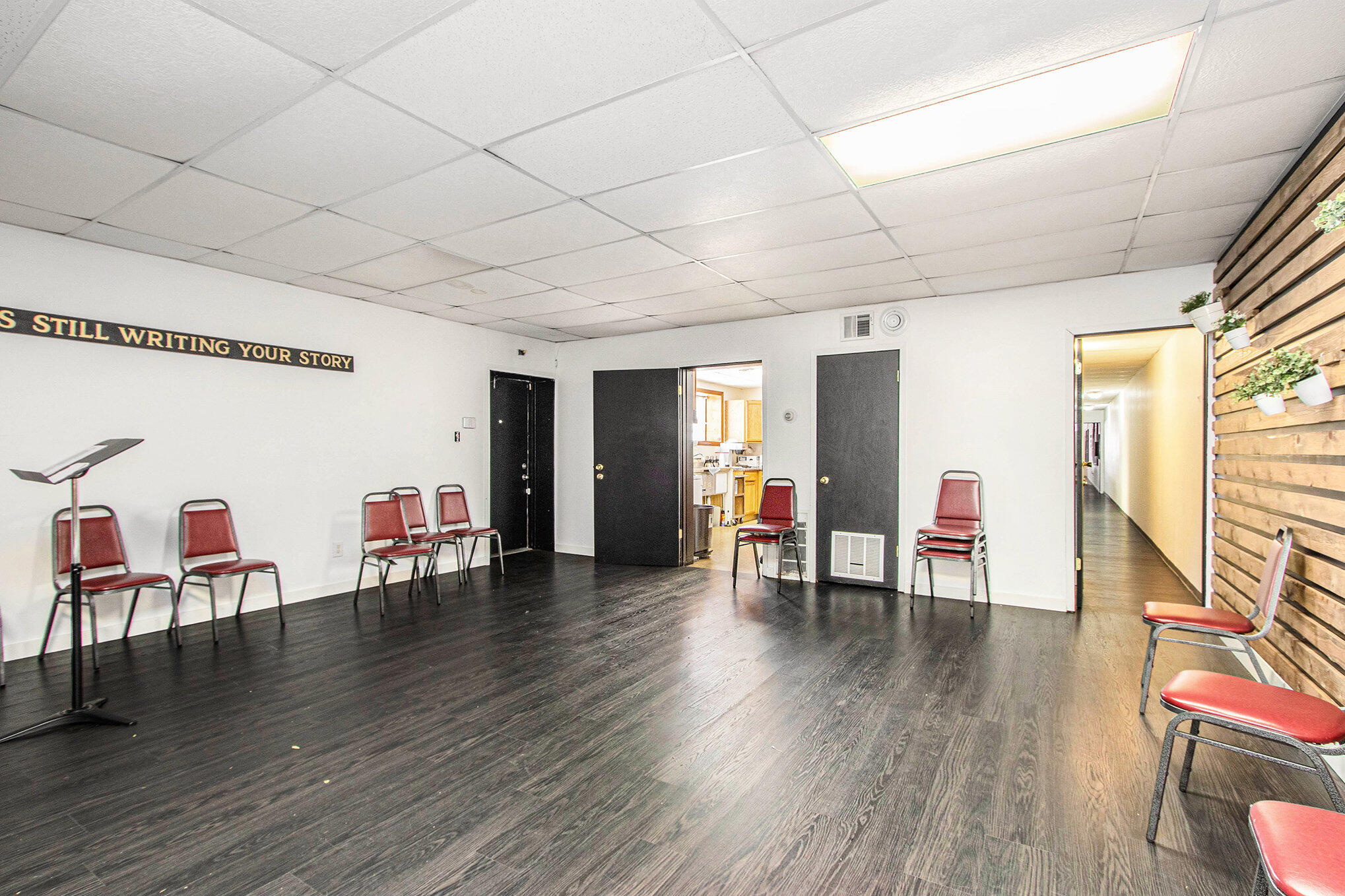 801 E Chicago Avenue