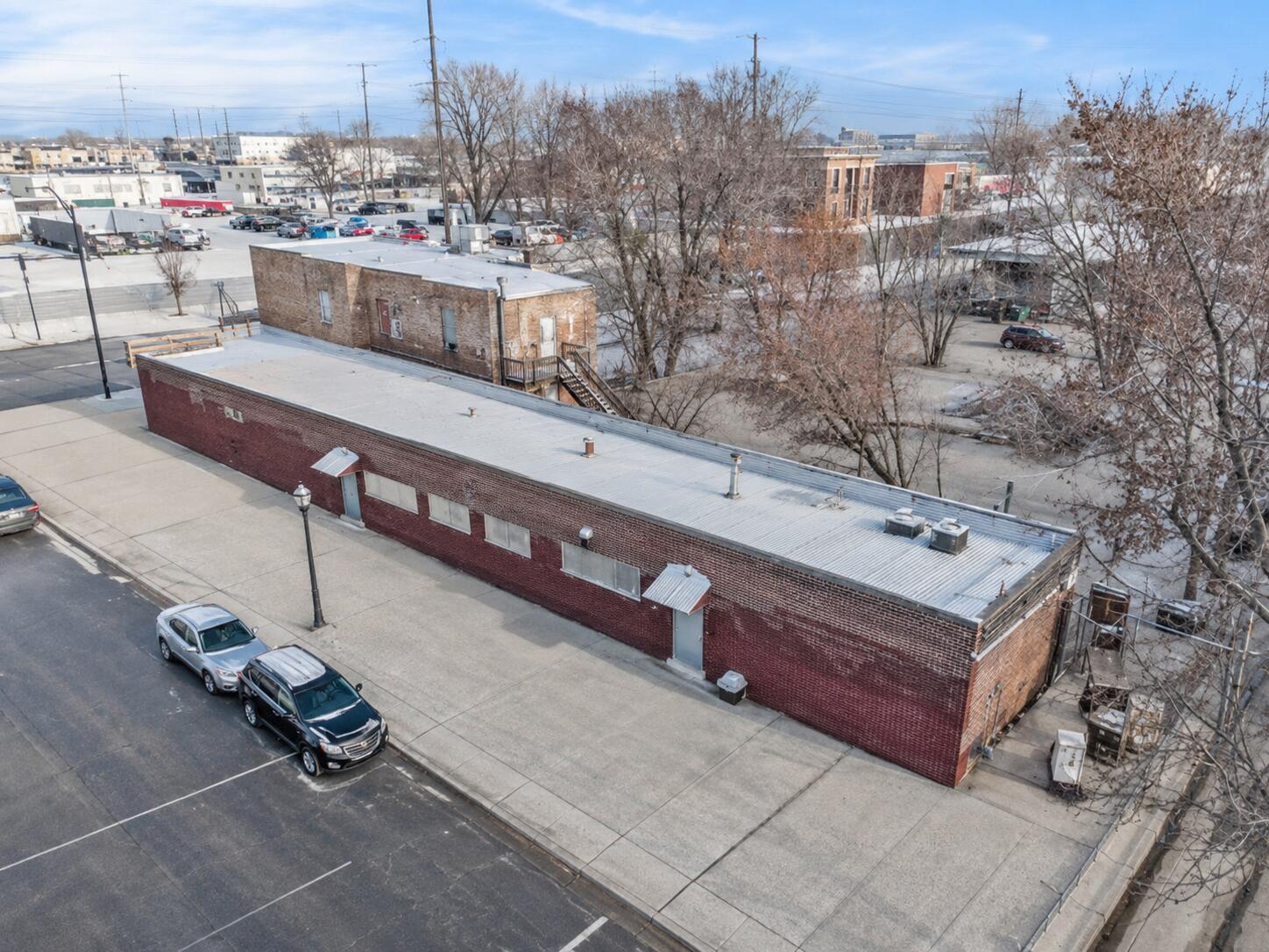 801 E Chicago Avenue