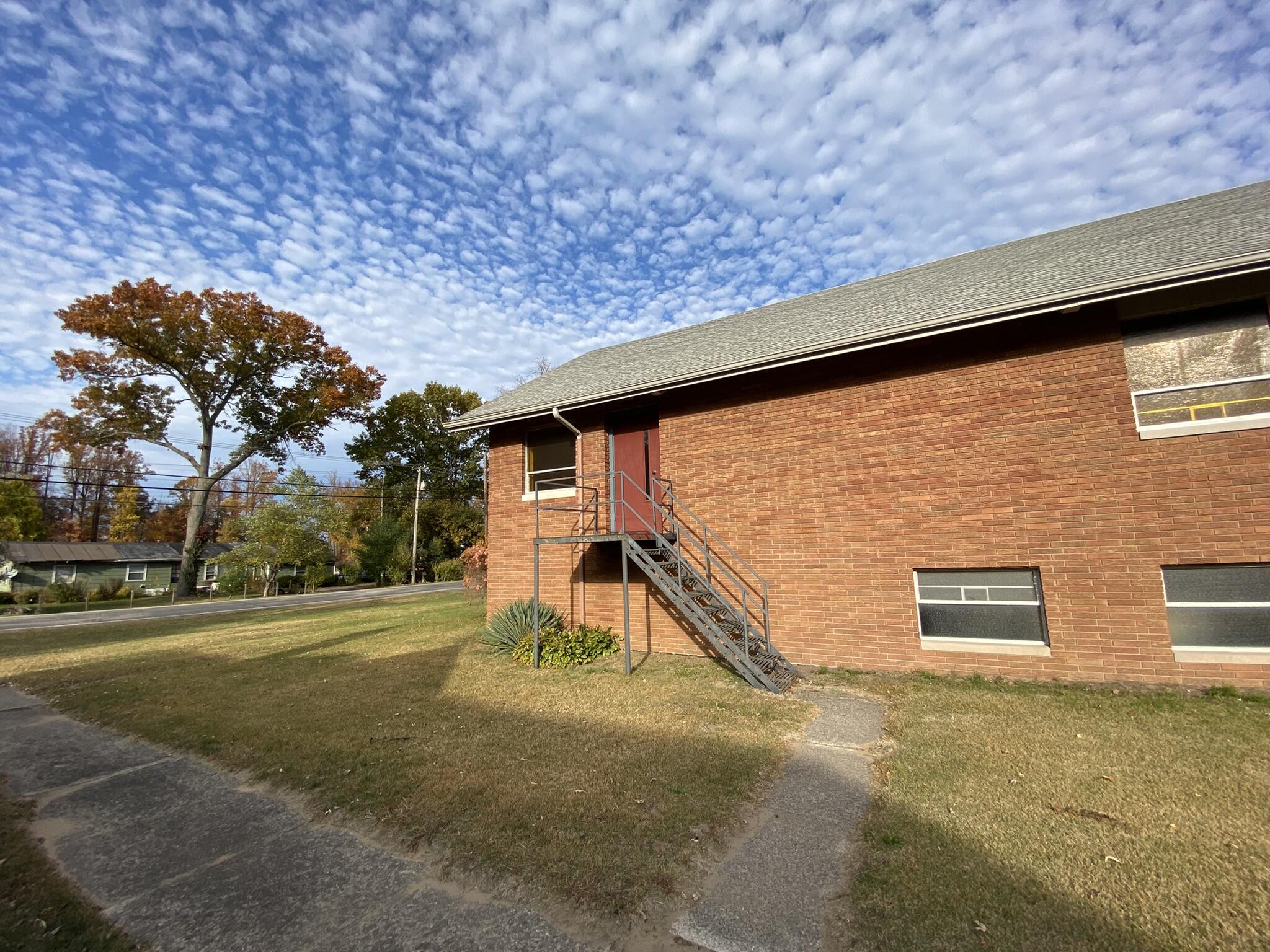 4274 W Dunes Highway