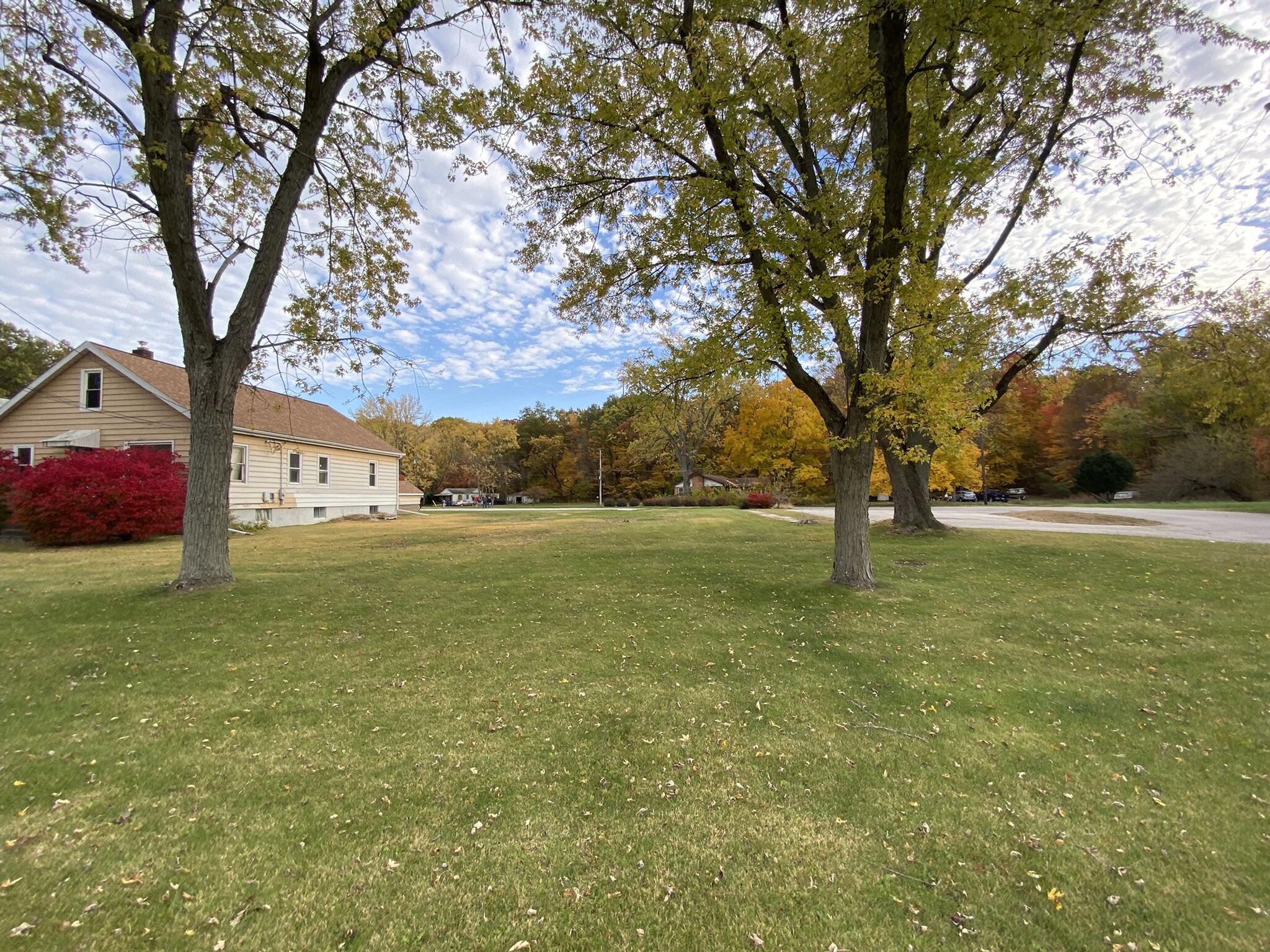 4274 W Dunes Highway