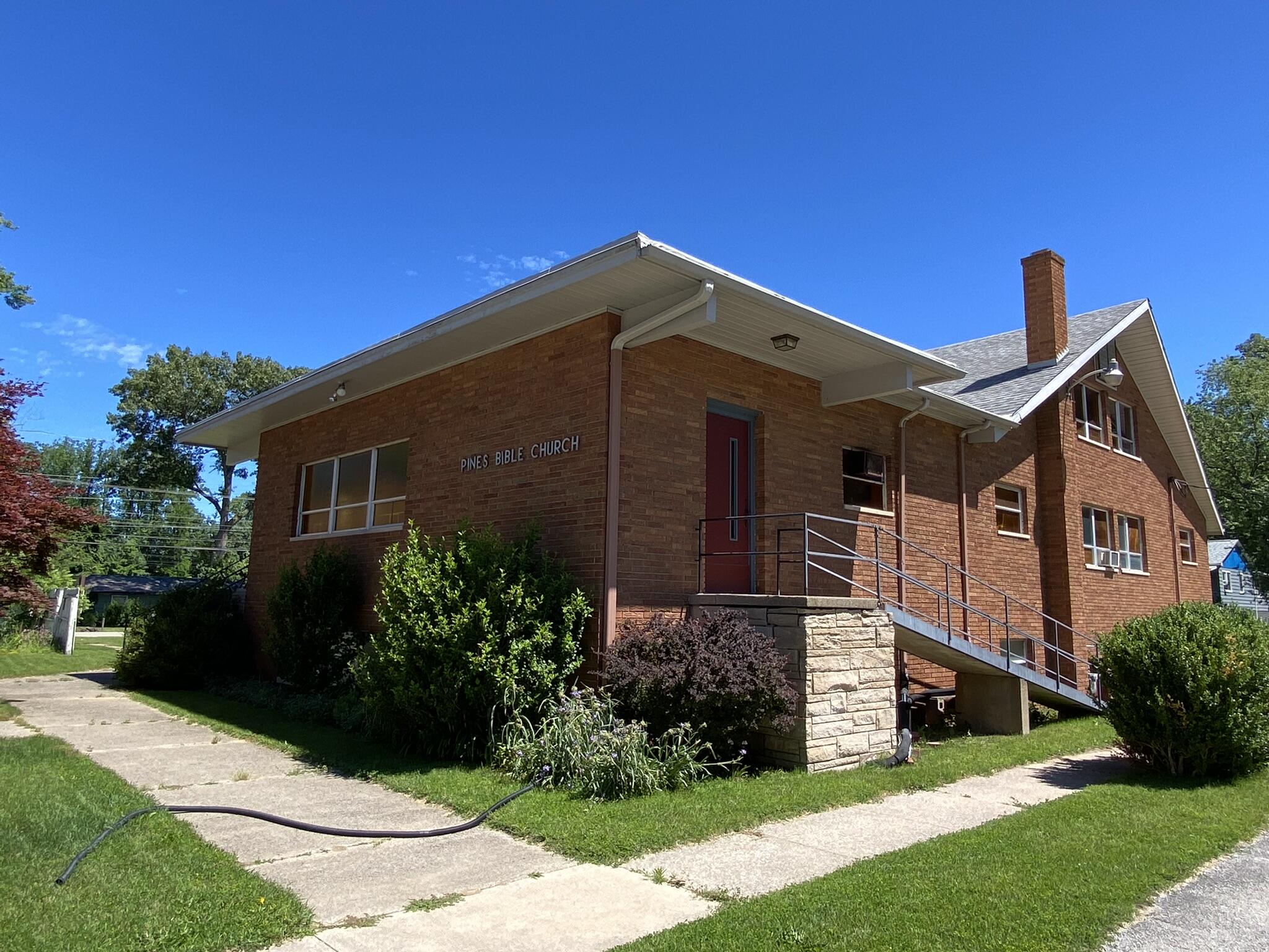 4274 W Dunes Highway