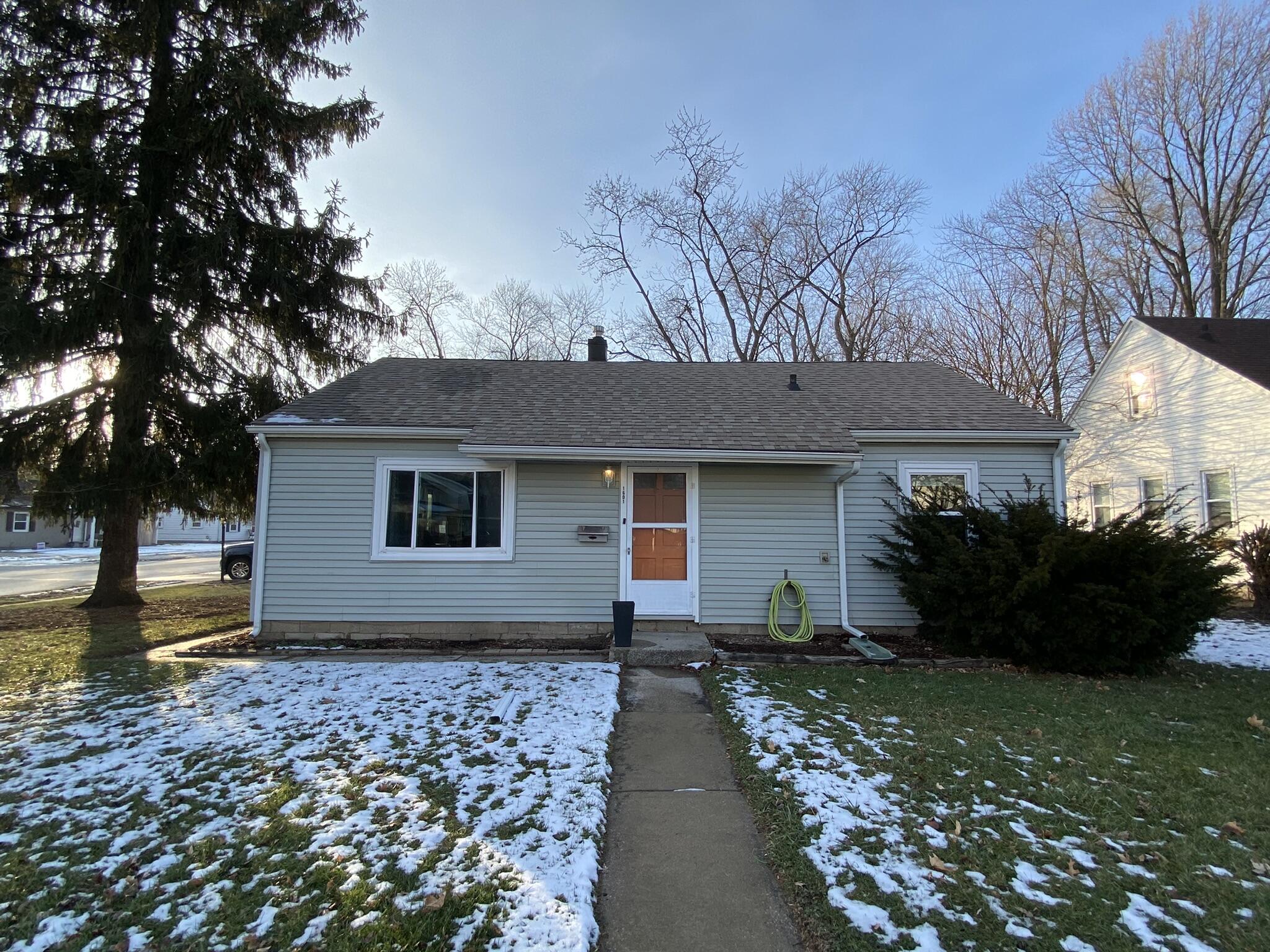 1601 Valparaiso Street