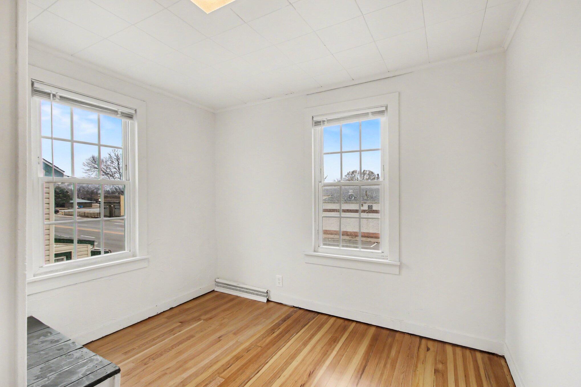 5901 Columbia Avenue