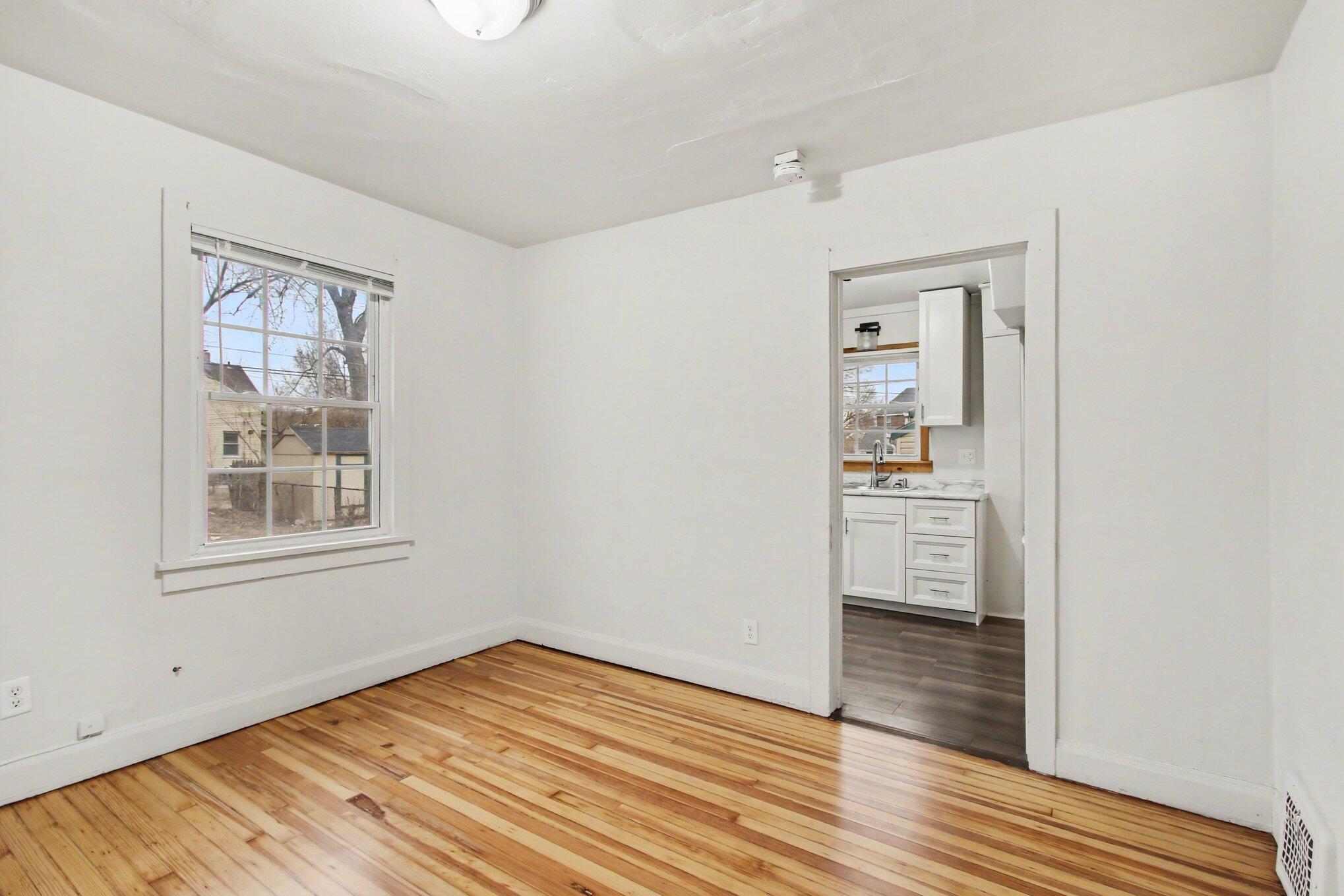 5901 Columbia Avenue