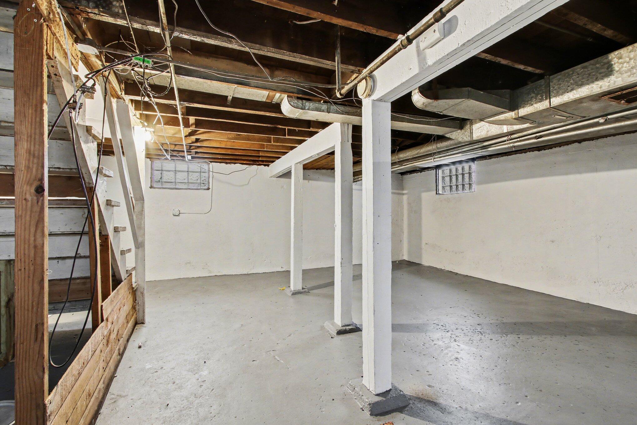 5901 Columbia Avenue