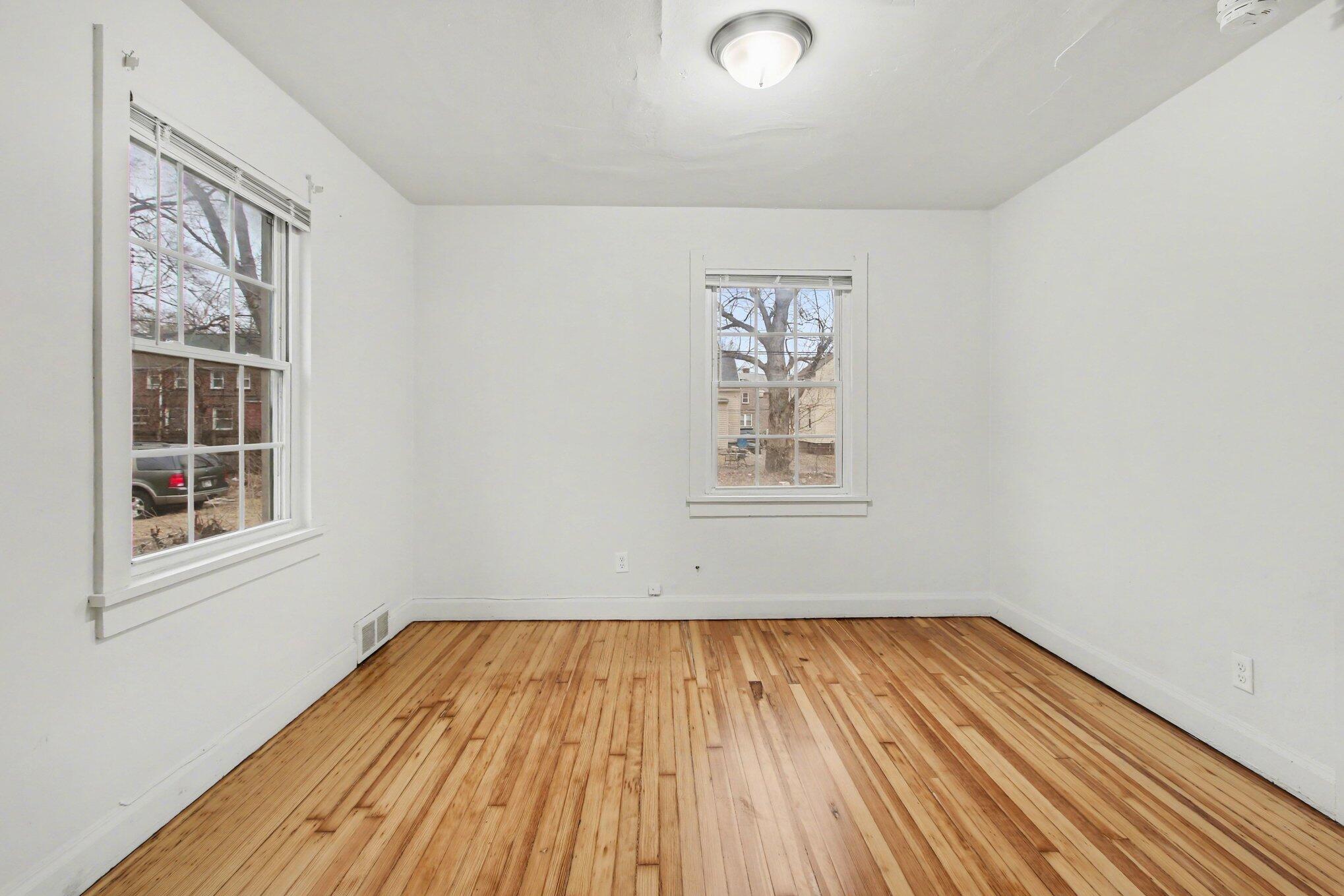 5901 Columbia Avenue