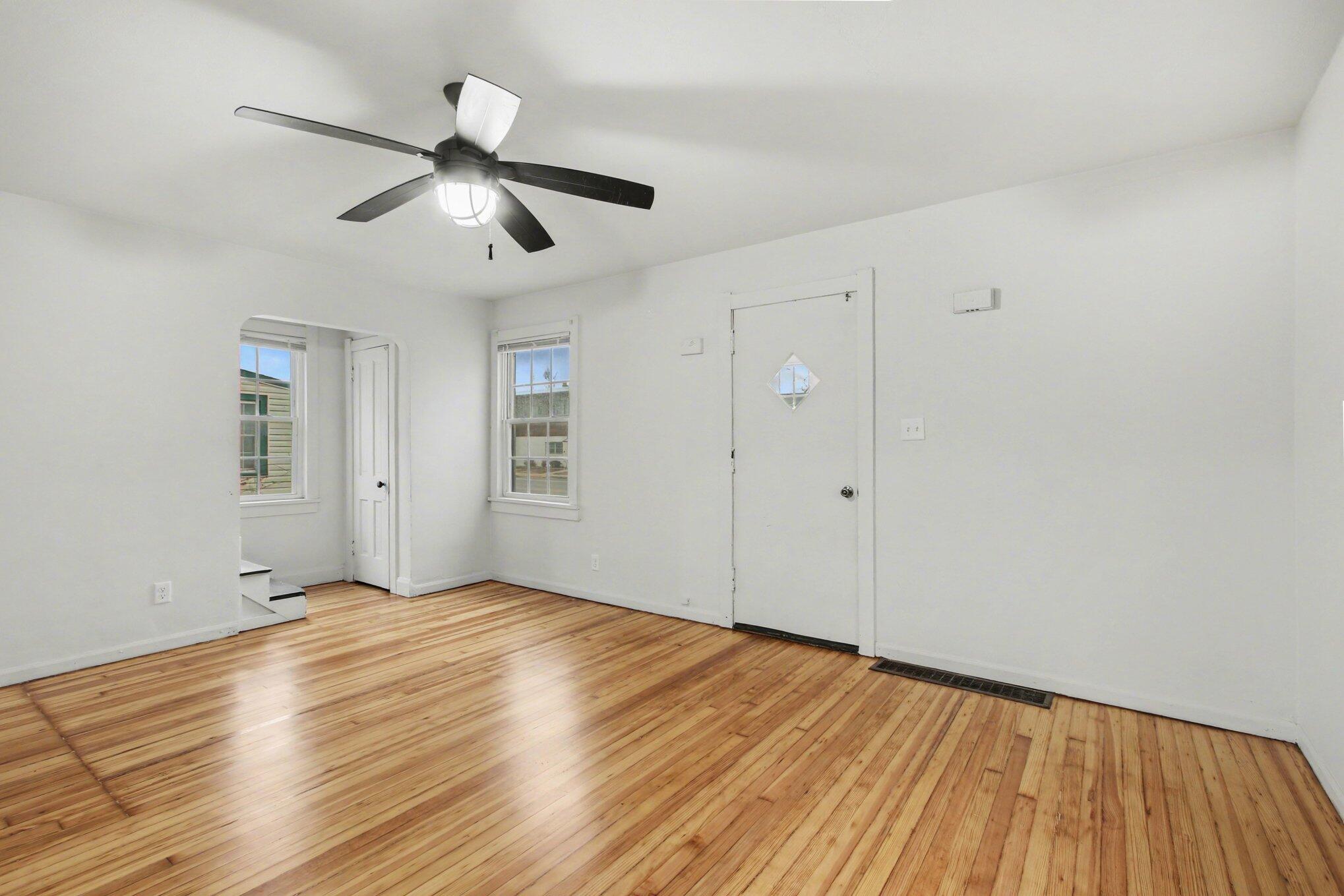 5901 Columbia Avenue