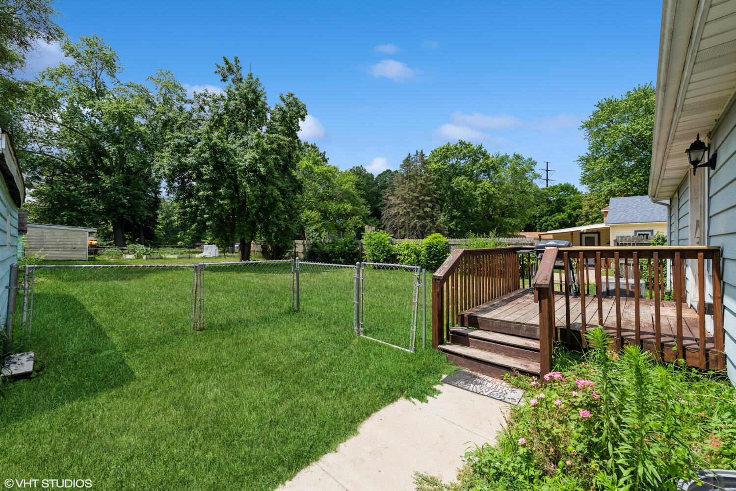 2905 E Michigan Boulevard