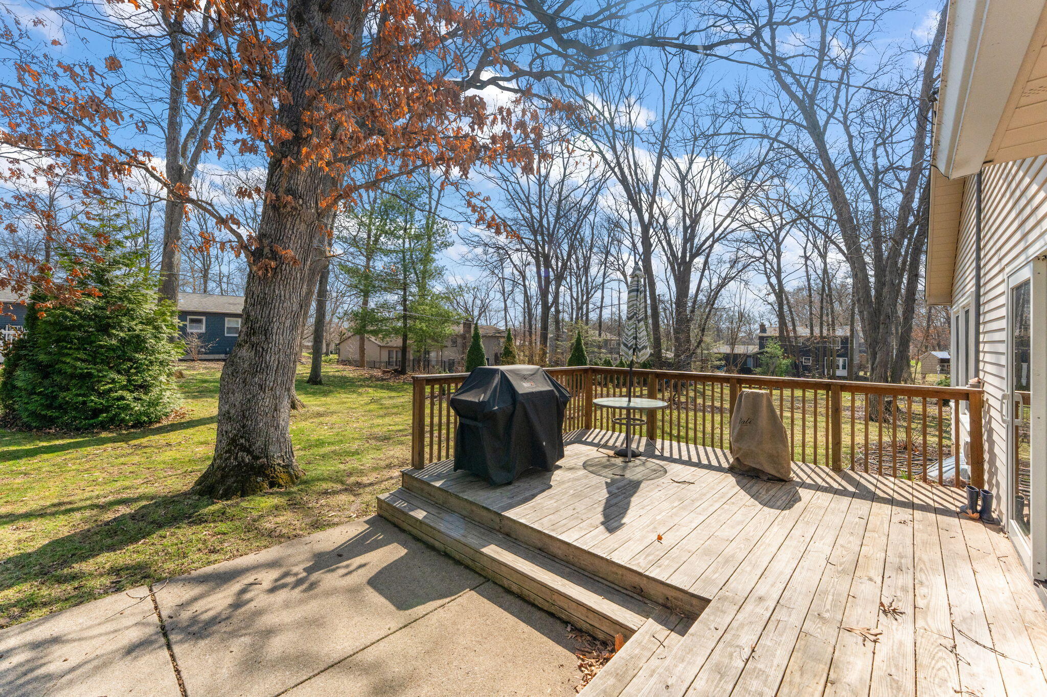 4002 Sleighbell Lane