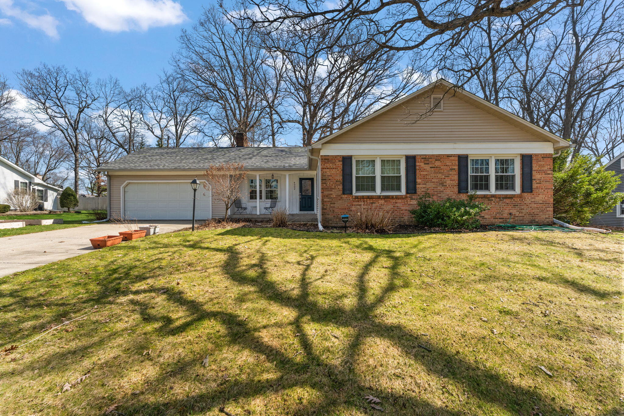 4002 Sleighbell Lane