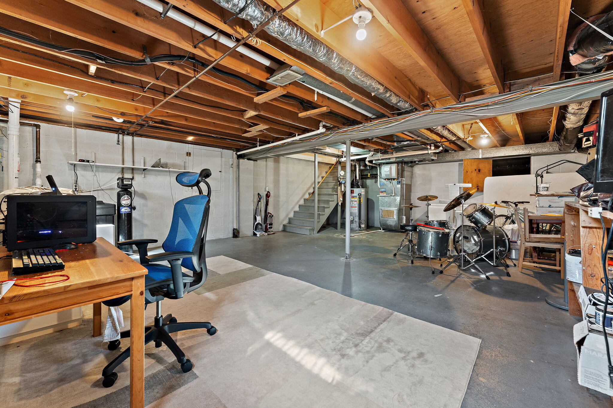 4002 Sleighbell Lane