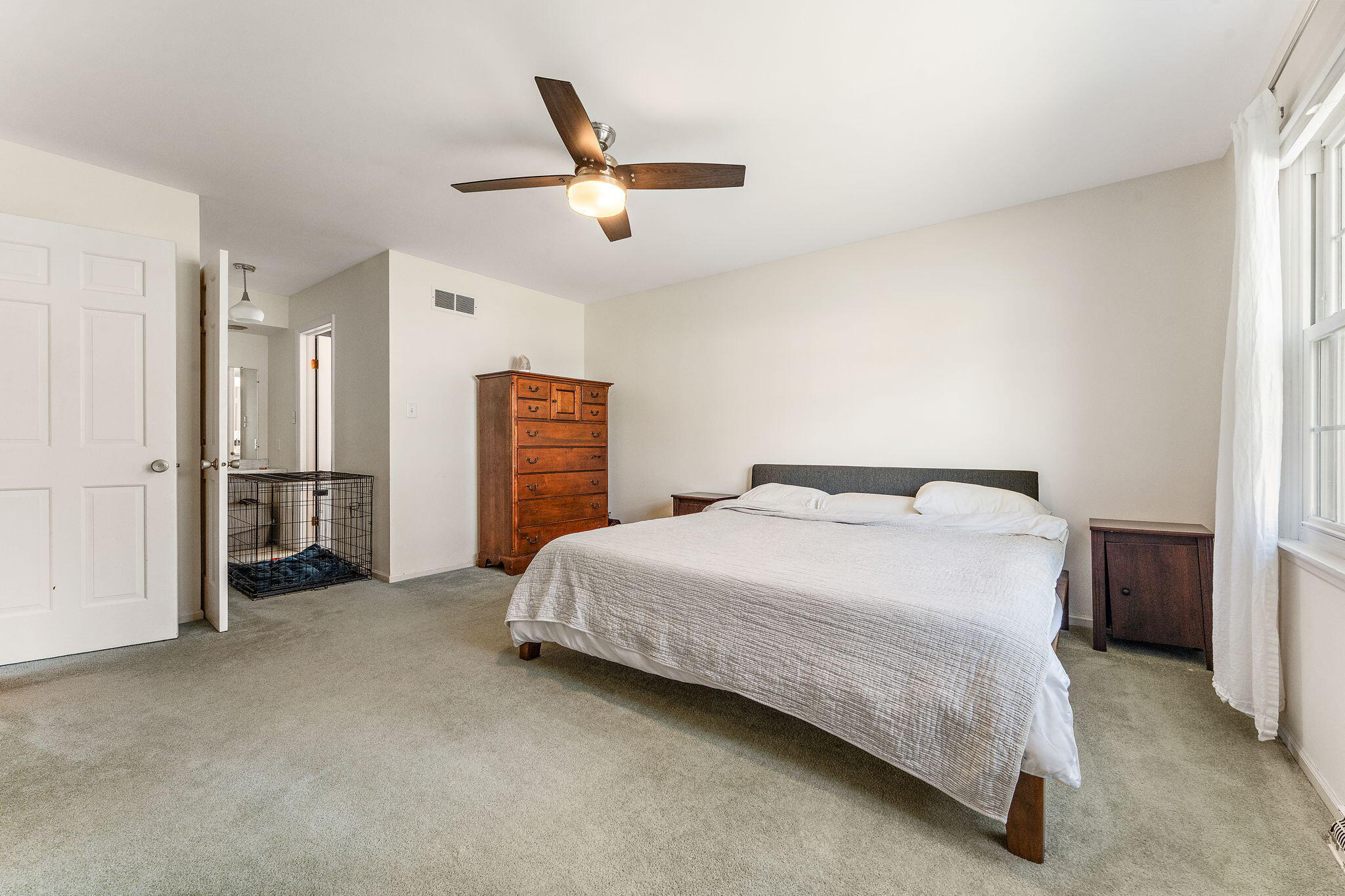 4002 Sleighbell Lane