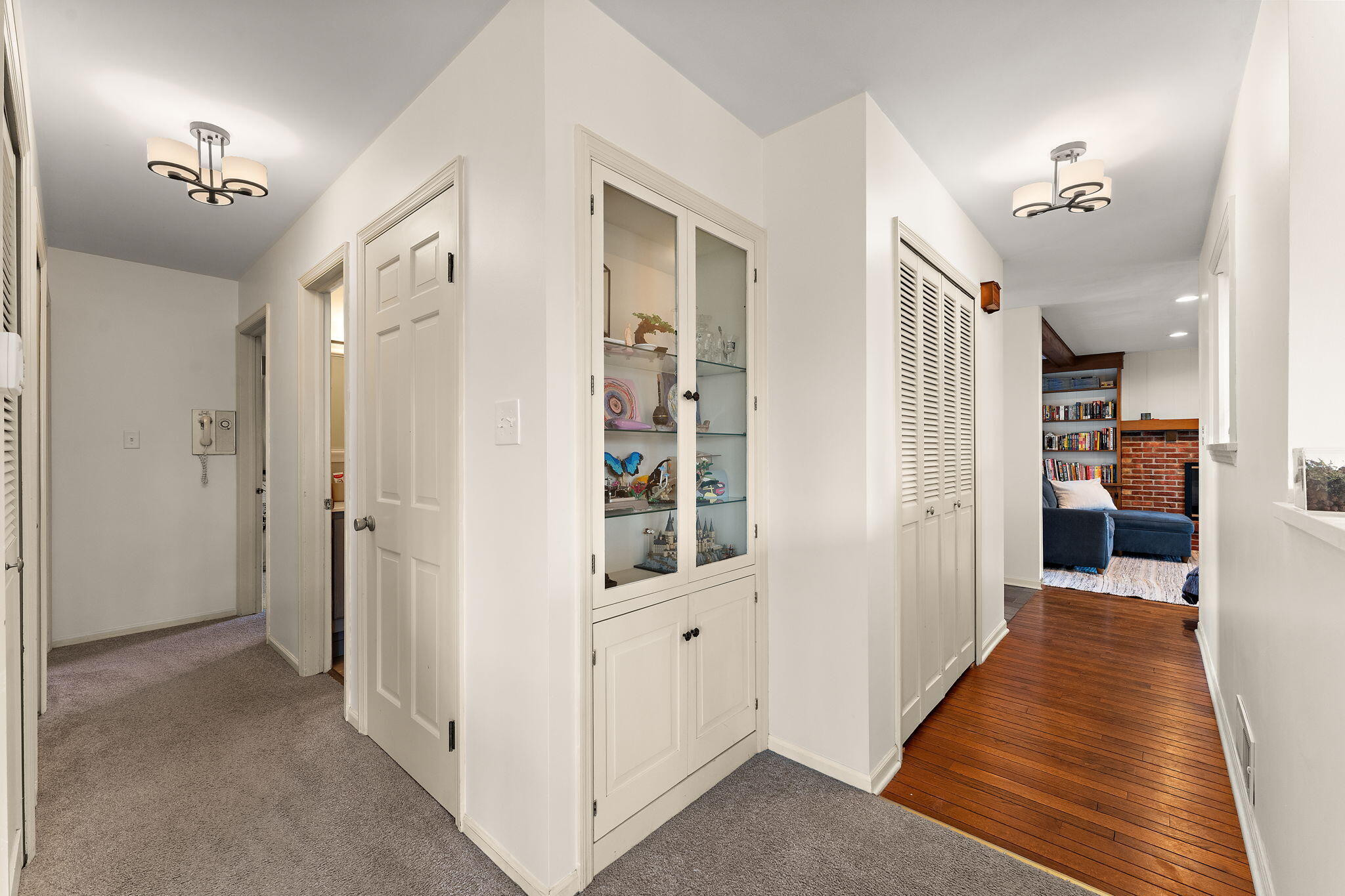 4002 Sleighbell Lane