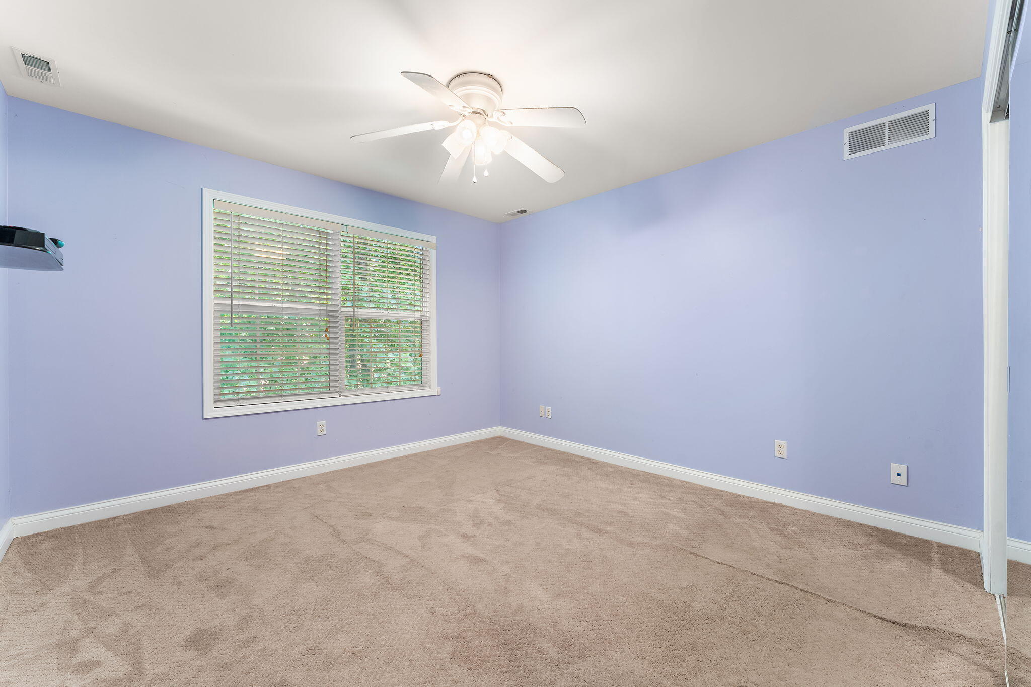 228 W Papillon Drive
