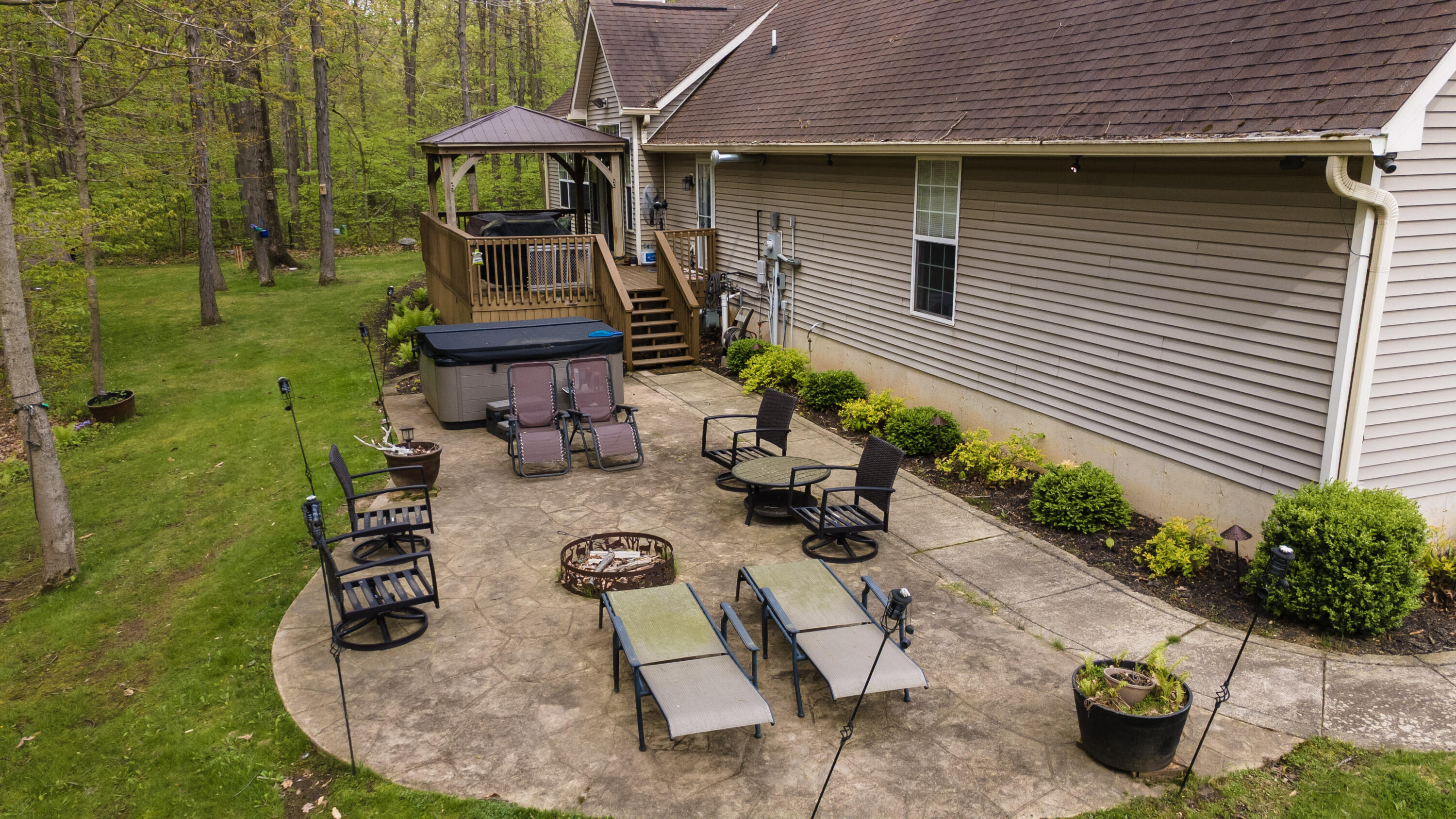 228 W Papillon Drive