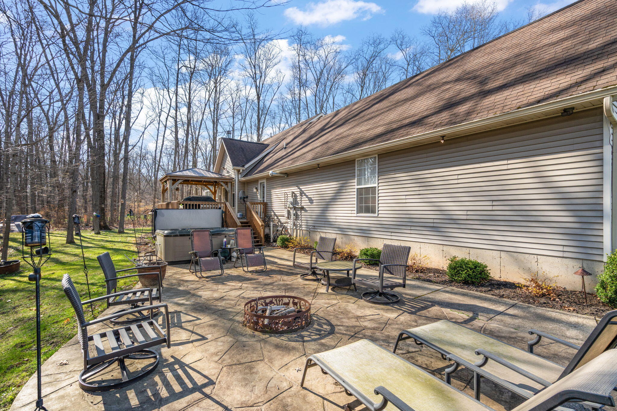 228 W Papillon Drive