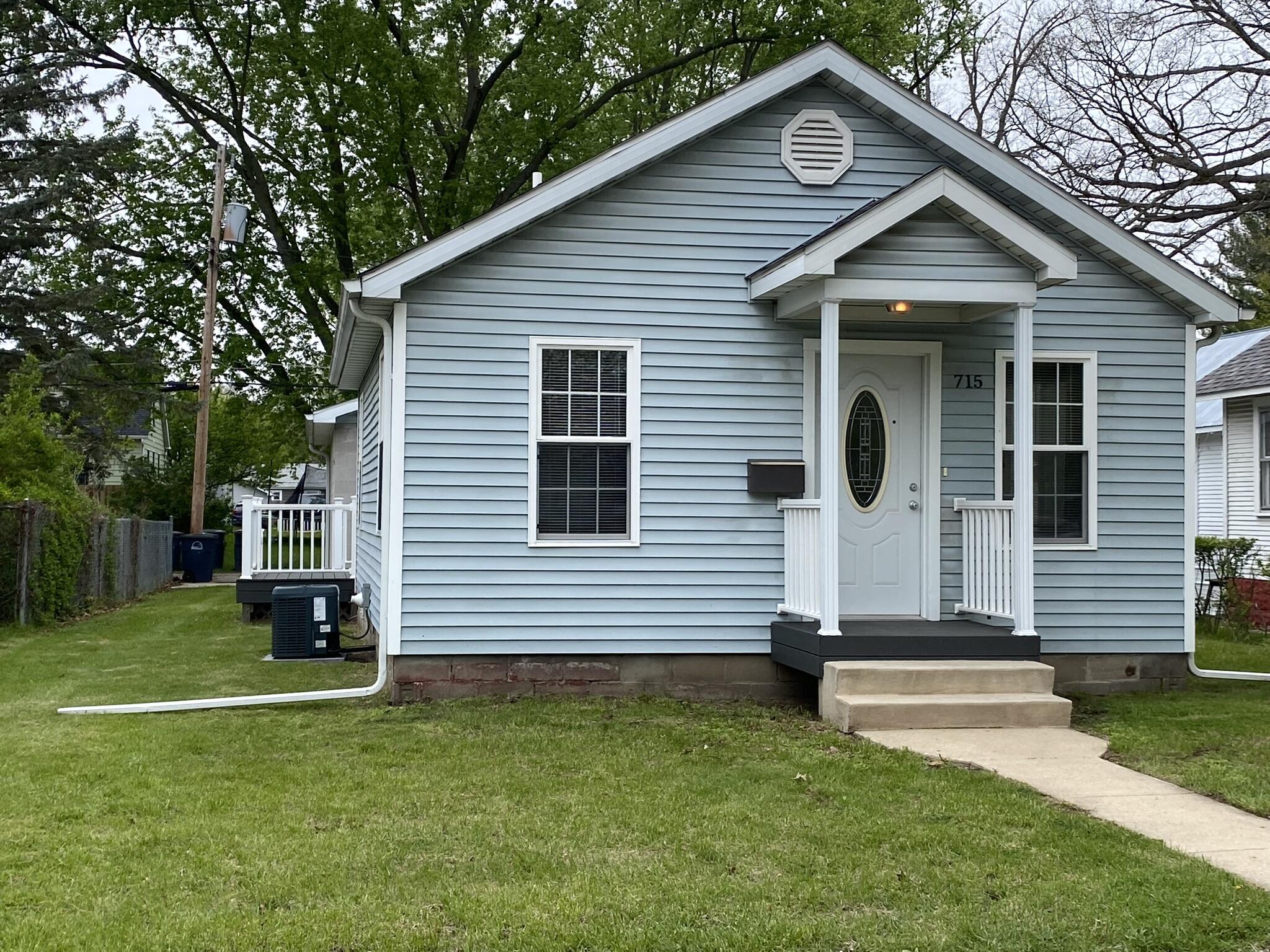 715 S Ashland Avenue