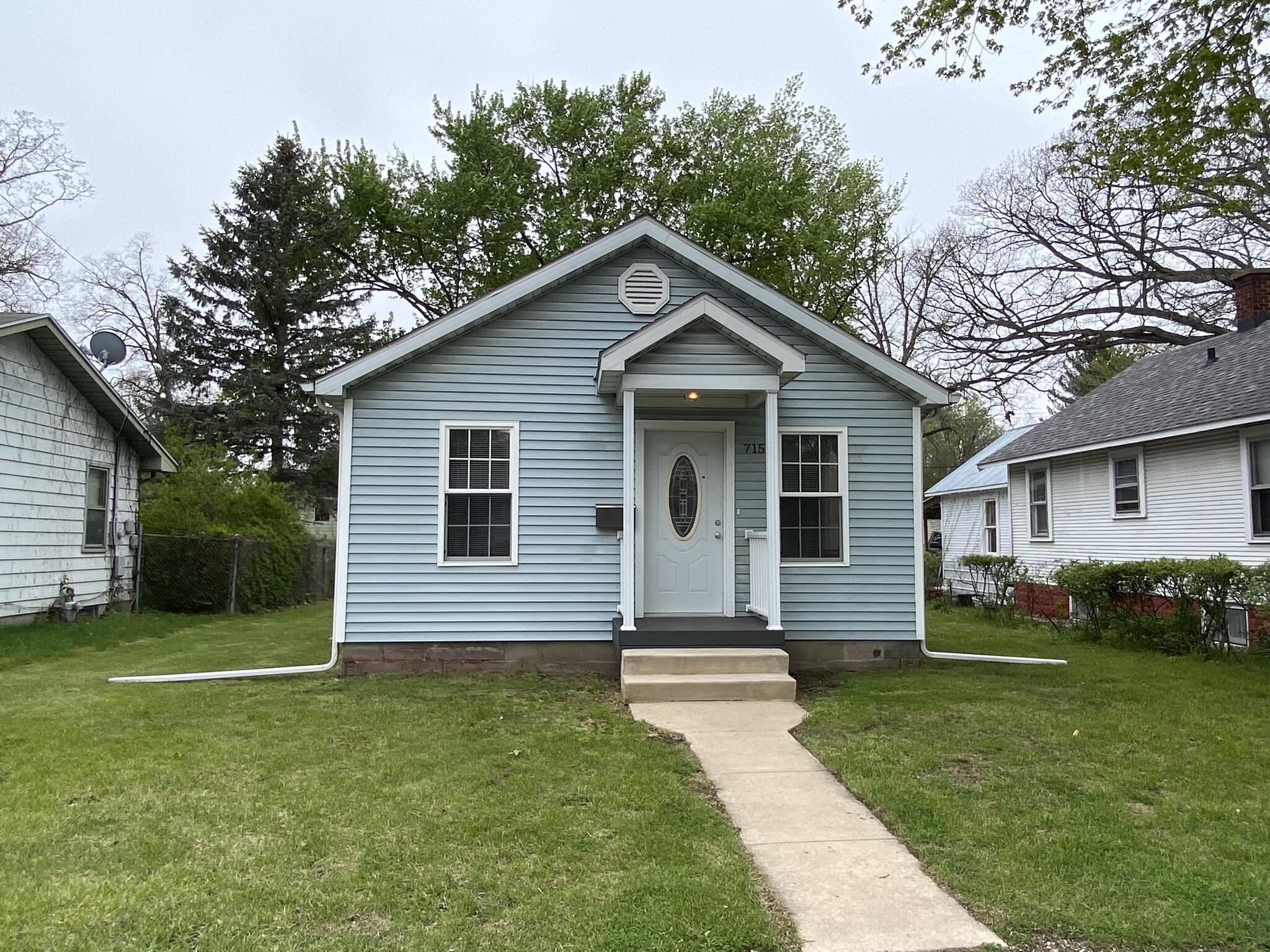 715 S Ashland Avenue