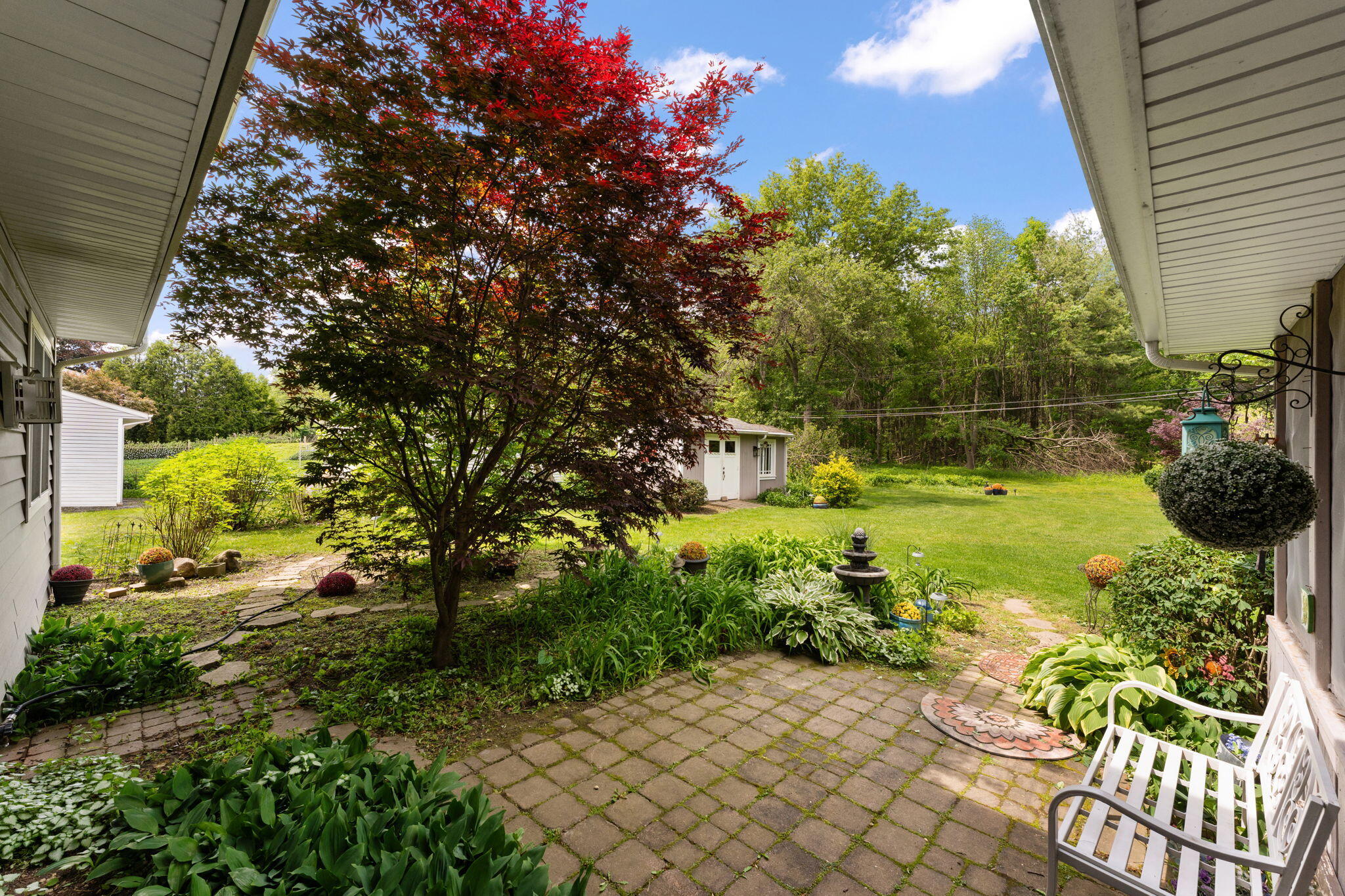 2605 Thomas Road