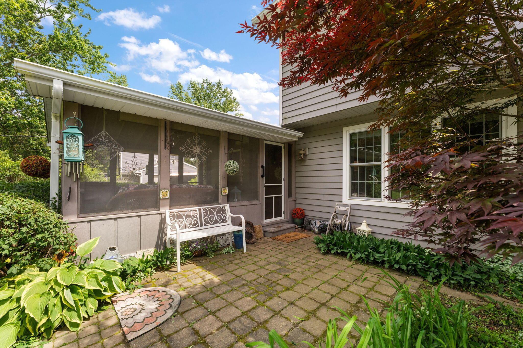 2605 Thomas Road