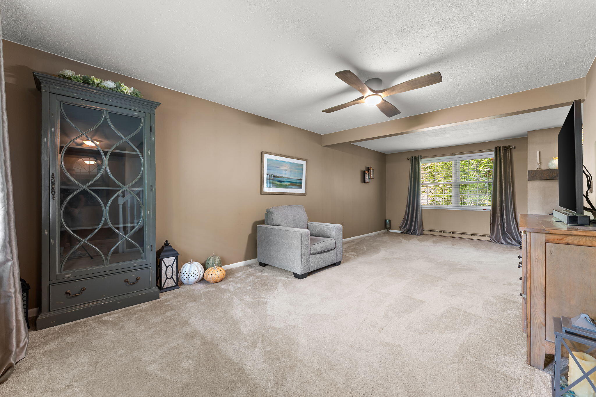 2605 Thomas Road