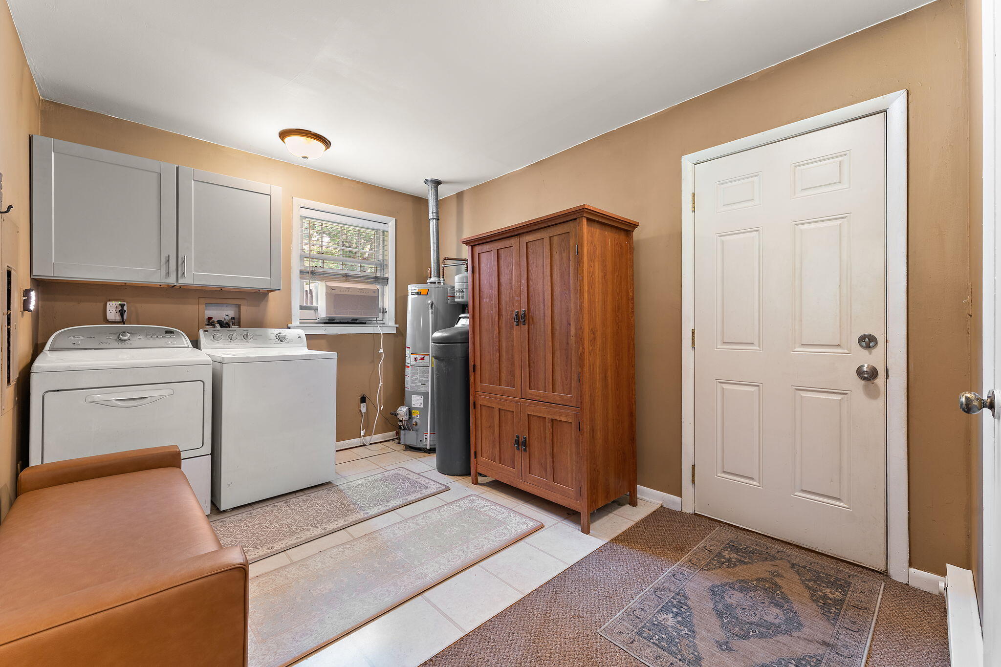 2605 Thomas Road