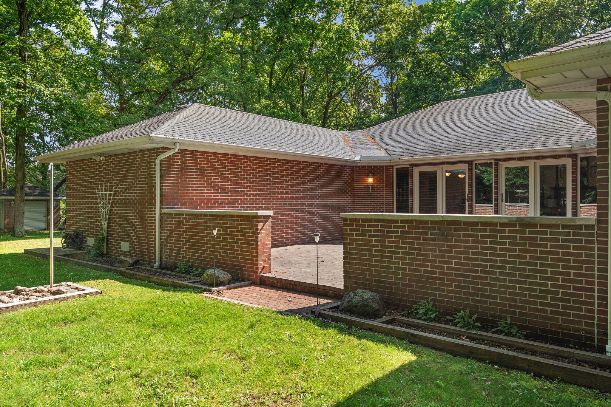 130 Woodland Hickory Court