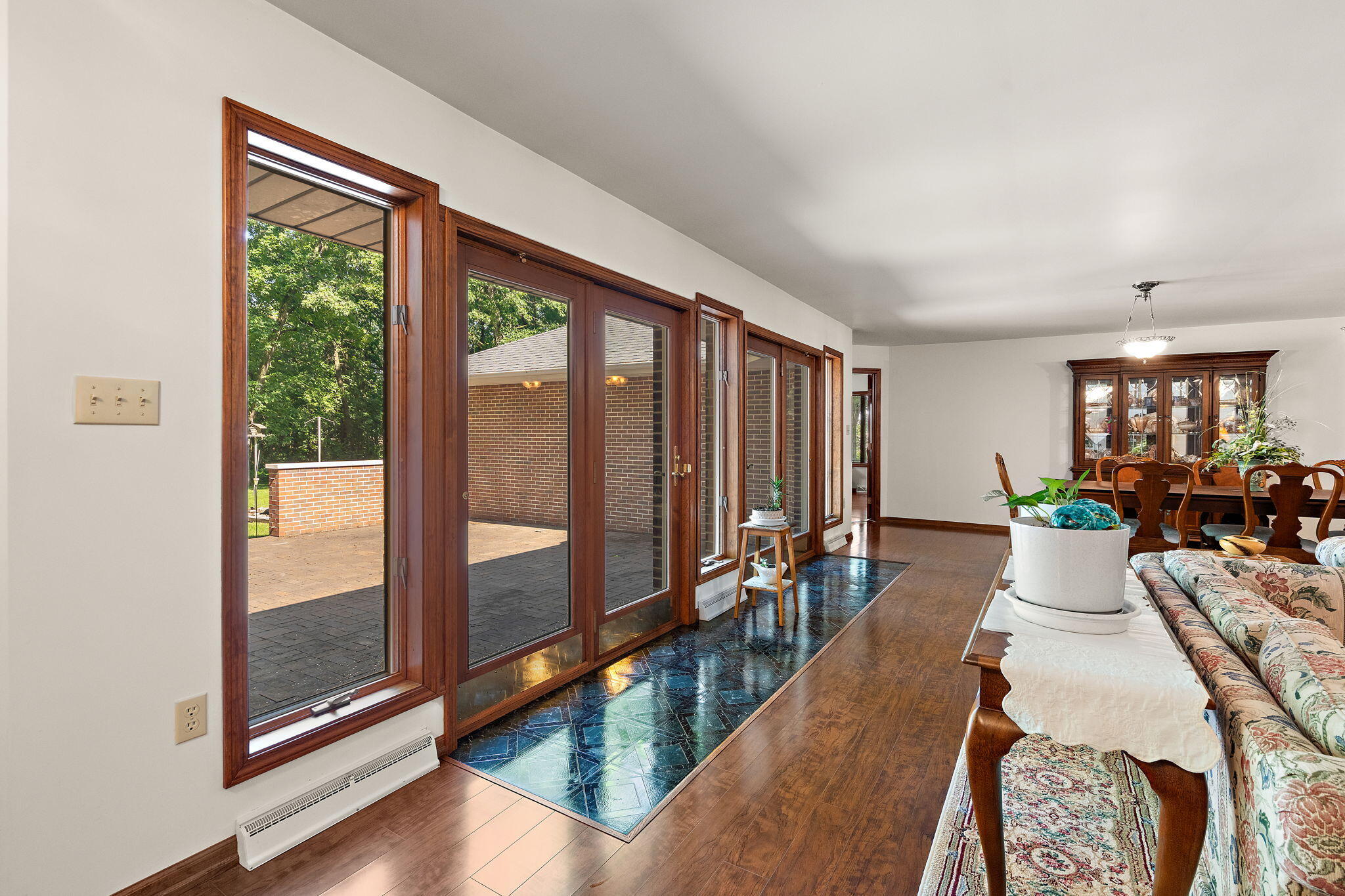 130 Woodland Hickory Court