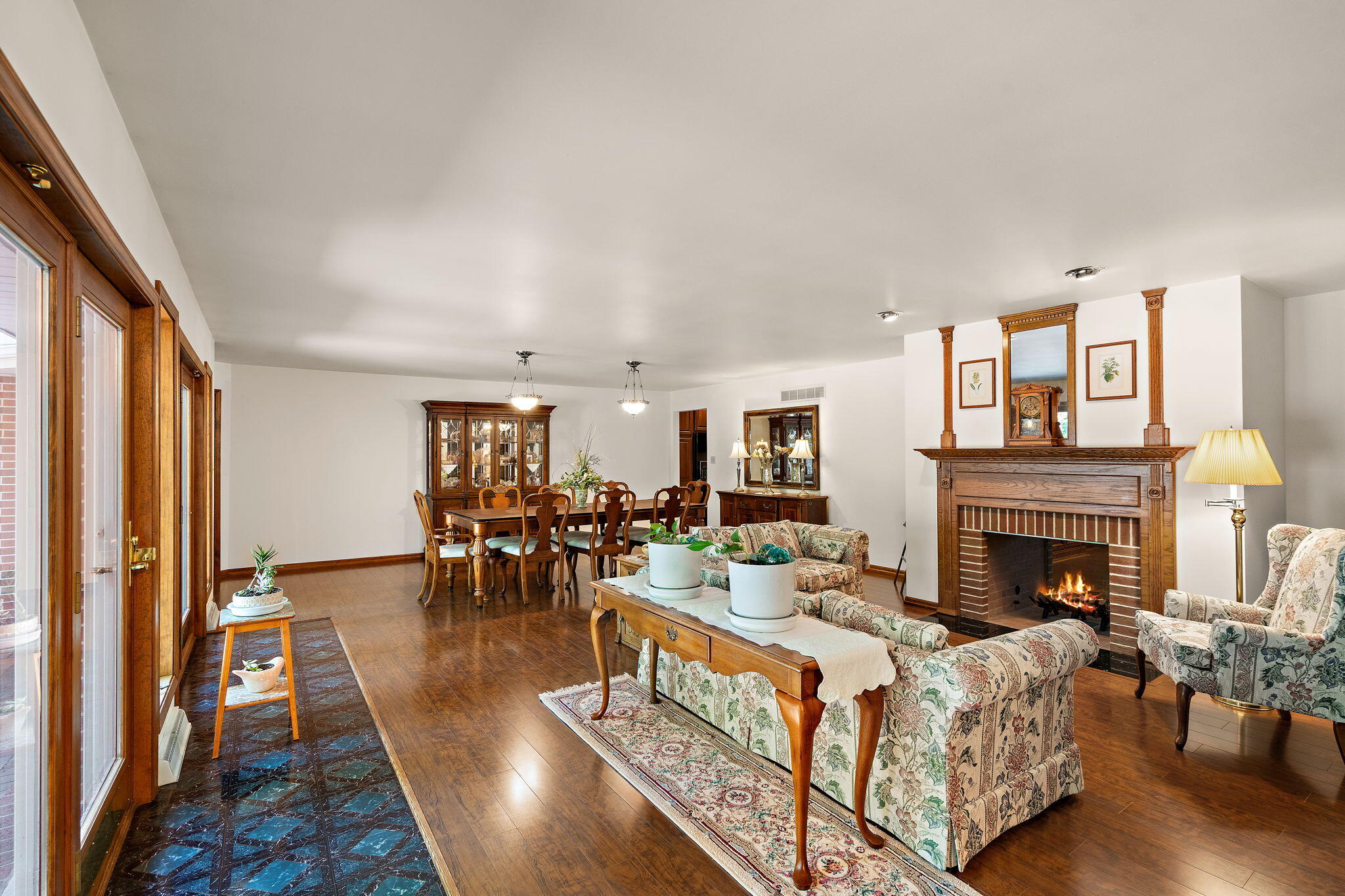 130 Woodland Hickory Court