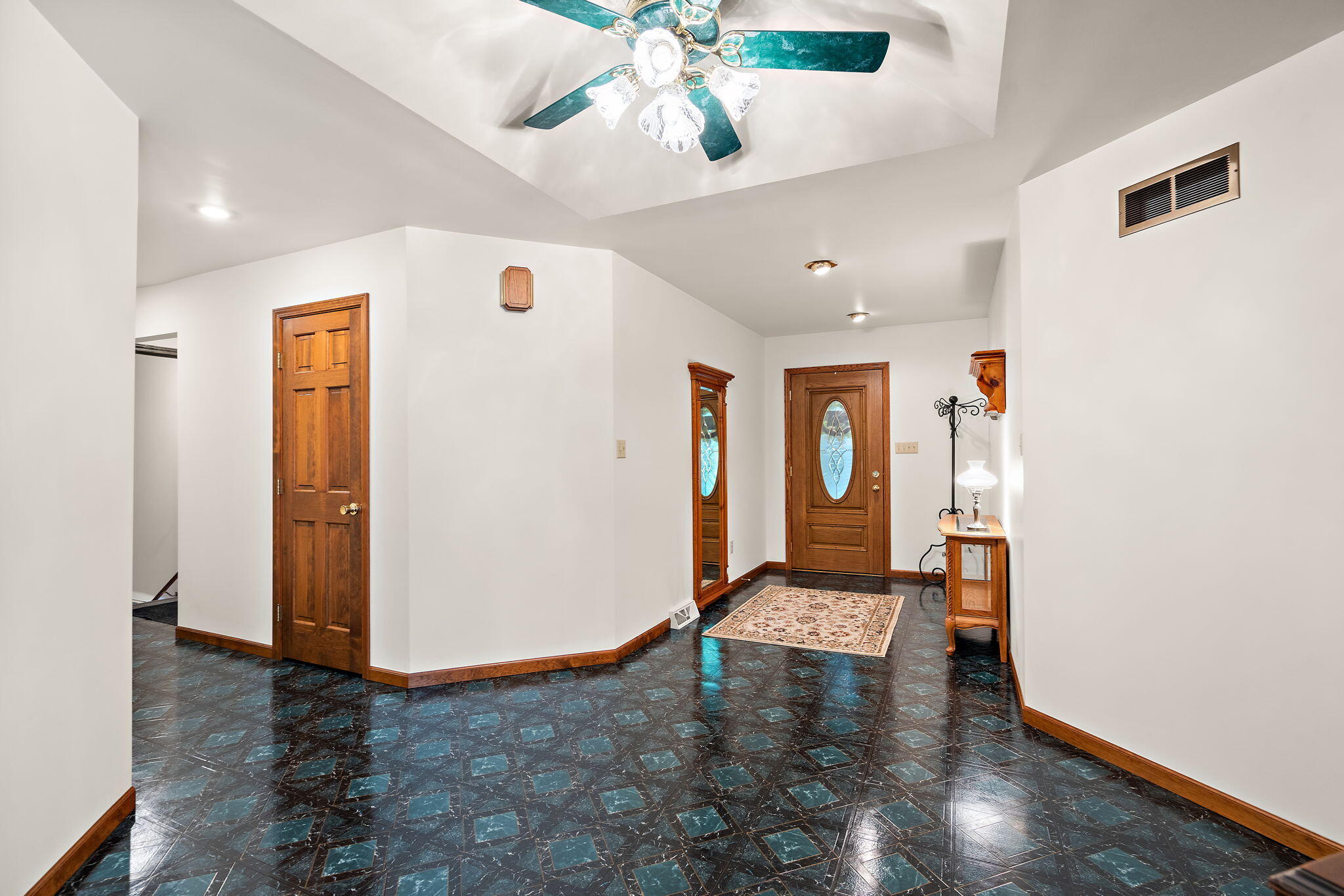 130 Woodland Hickory Court